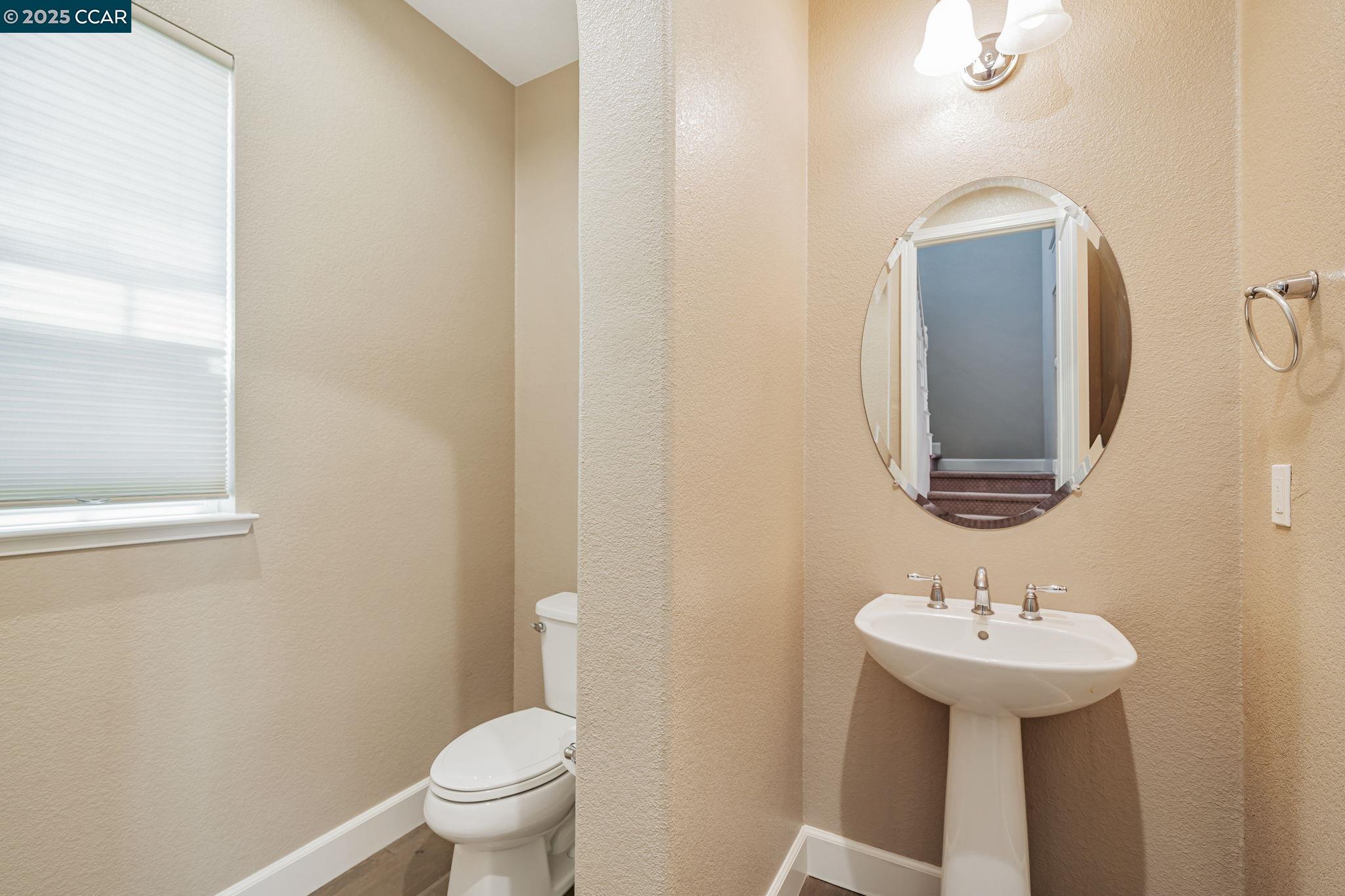 2063 Poinsettia St, San Ramon, California 94582, 4 Bedrooms Bedrooms, 10 Rooms Rooms,3 BathroomsBathrooms,Residential Lease,For Rent,2063 Poinsettia St,41100994