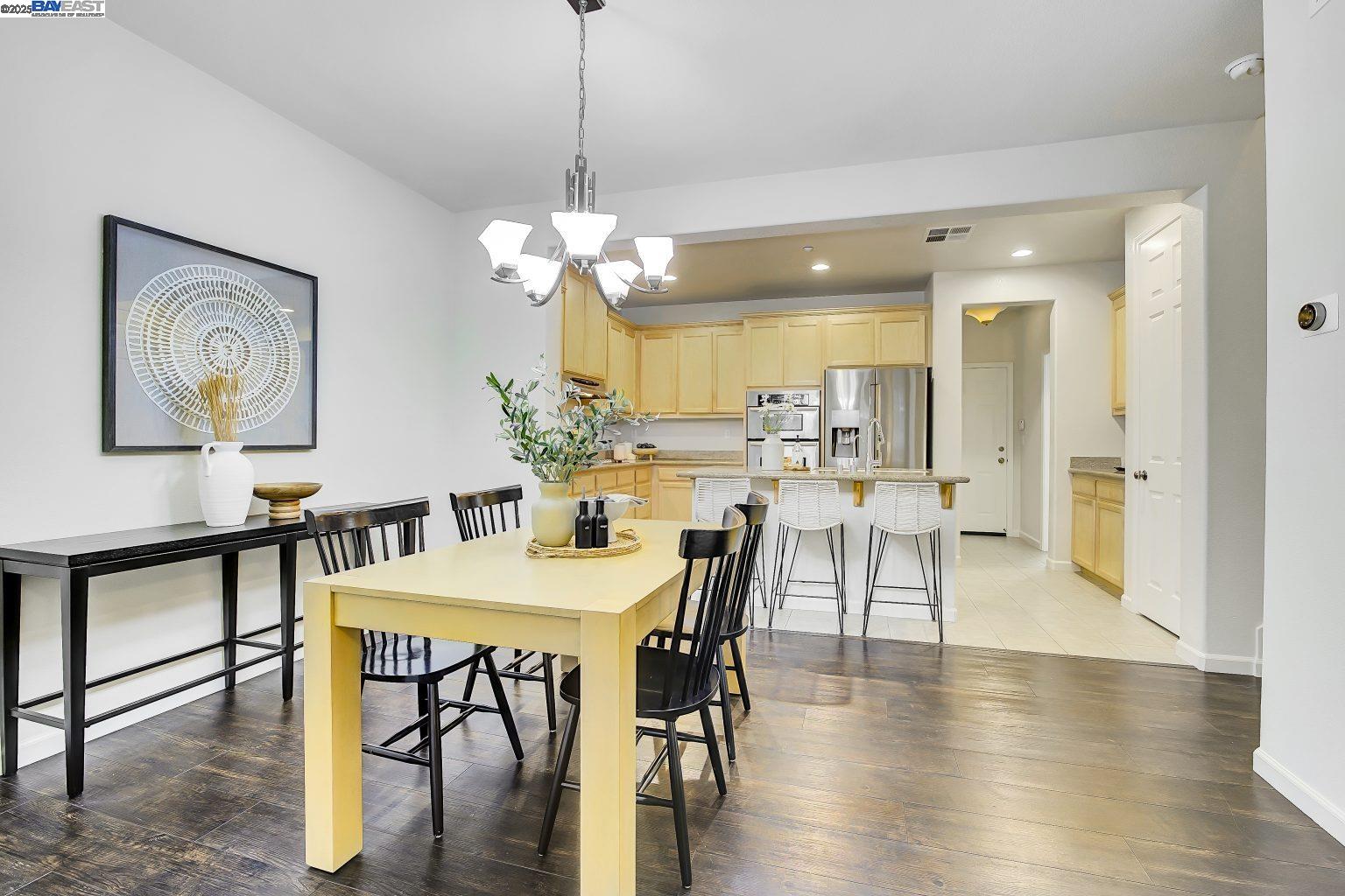Photo #6: 41100999 Listing: Photo #6
