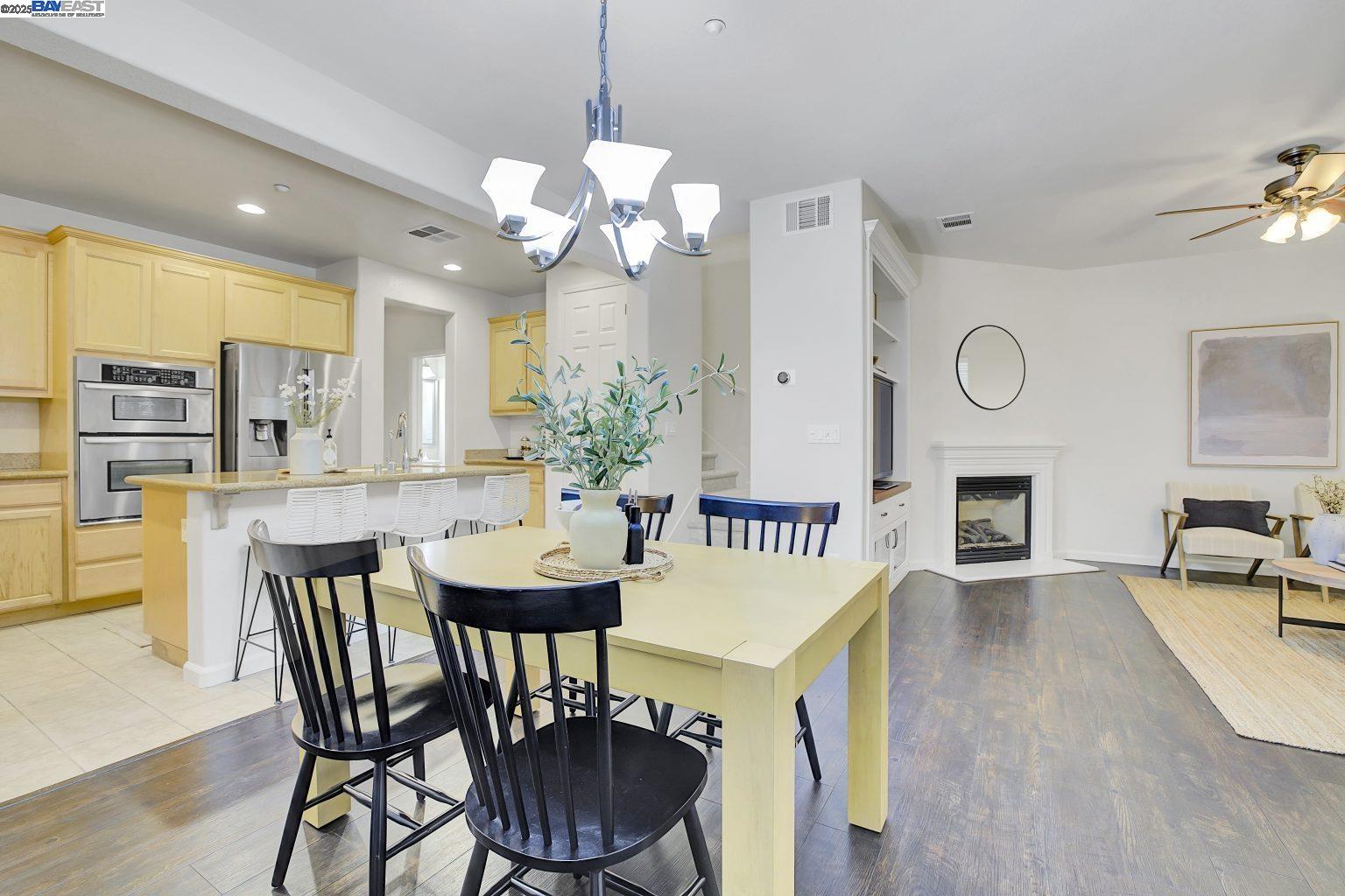 Photo #8: 41100999 Listing: Photo #8