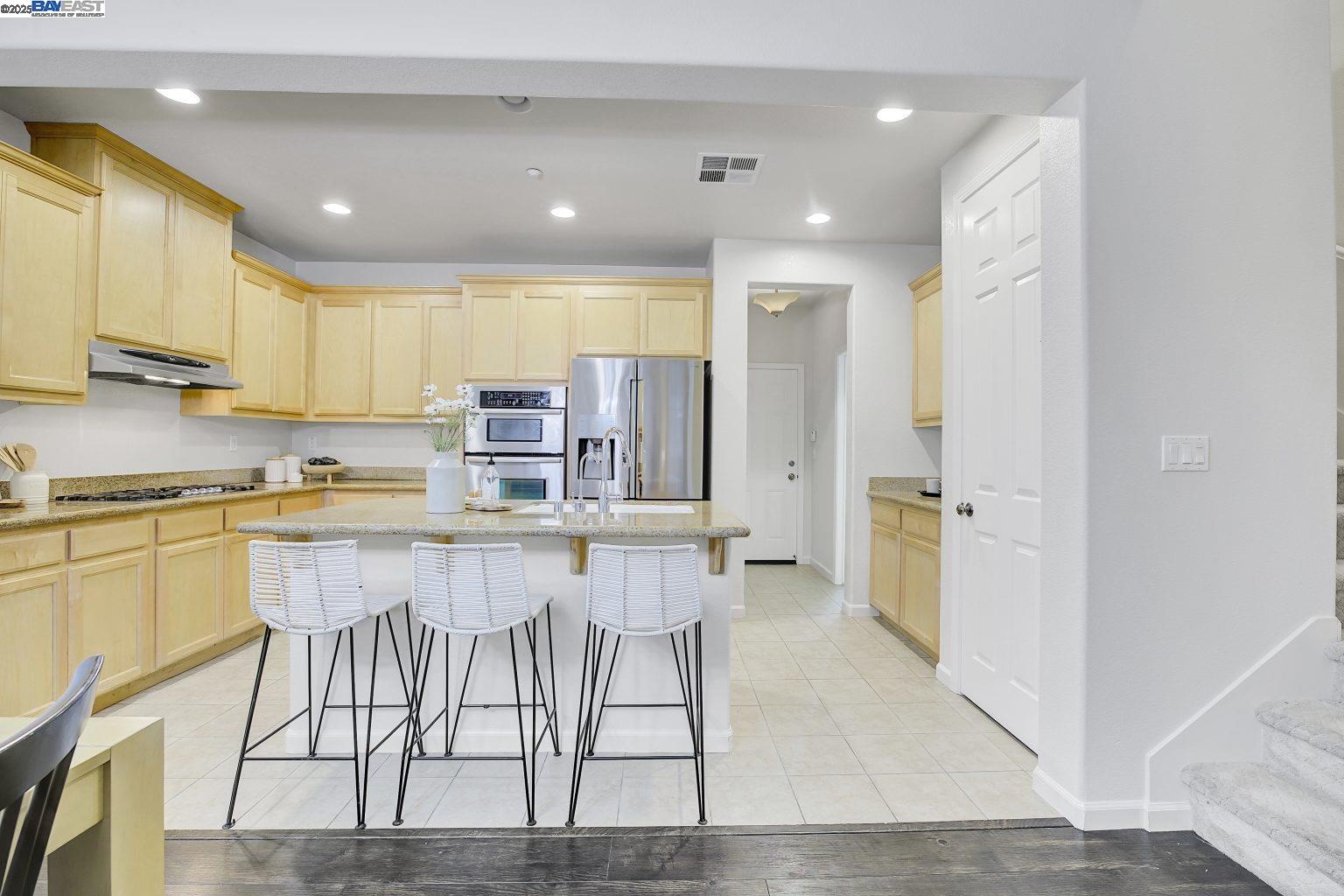 Photo #9: 41100999 Listing: Photo #9