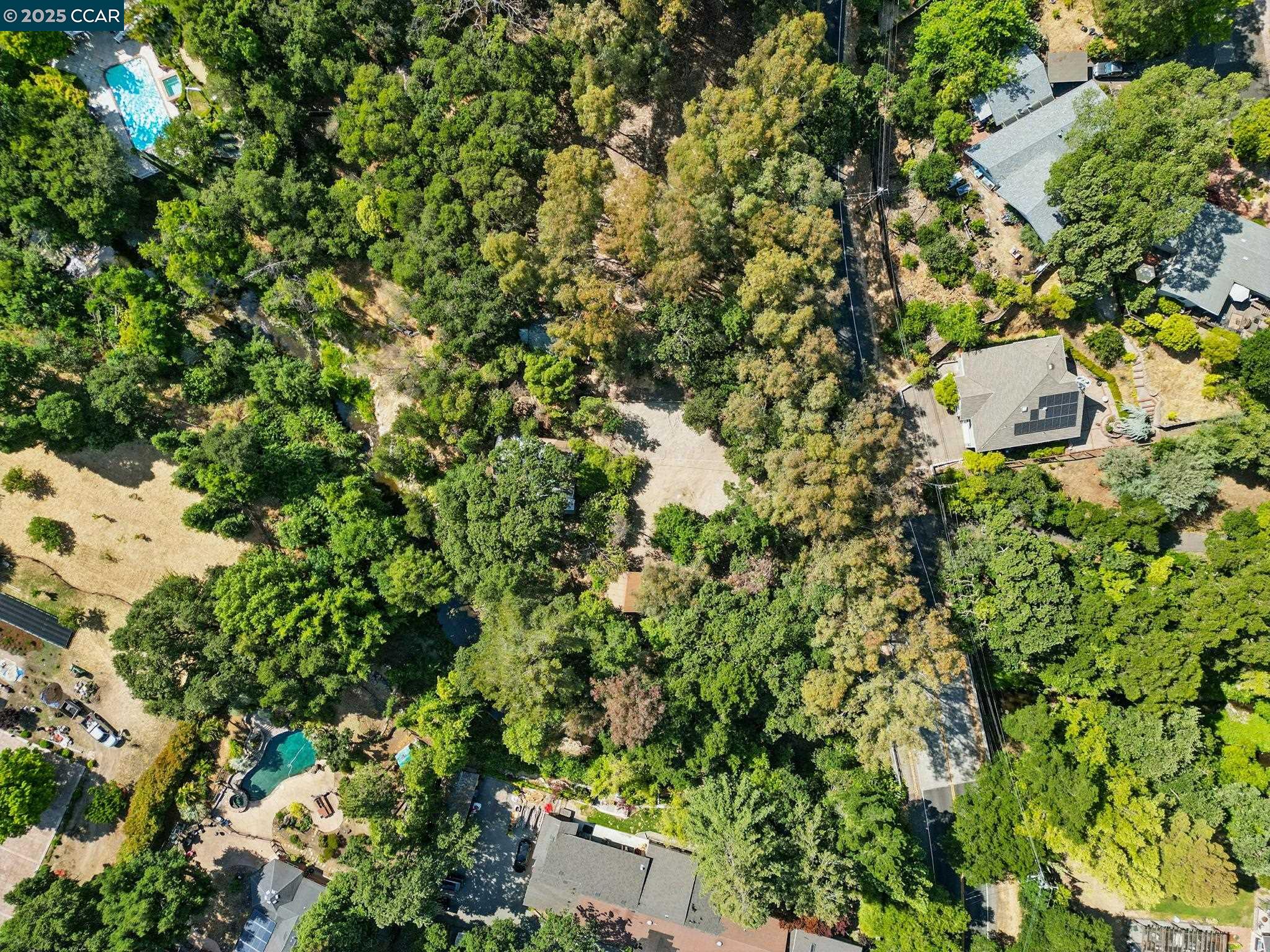 Detail Gallery Image 9 of 14 For 1491 Boulevard Way, Walnut Creek,  CA 94595 - – Beds | – Baths