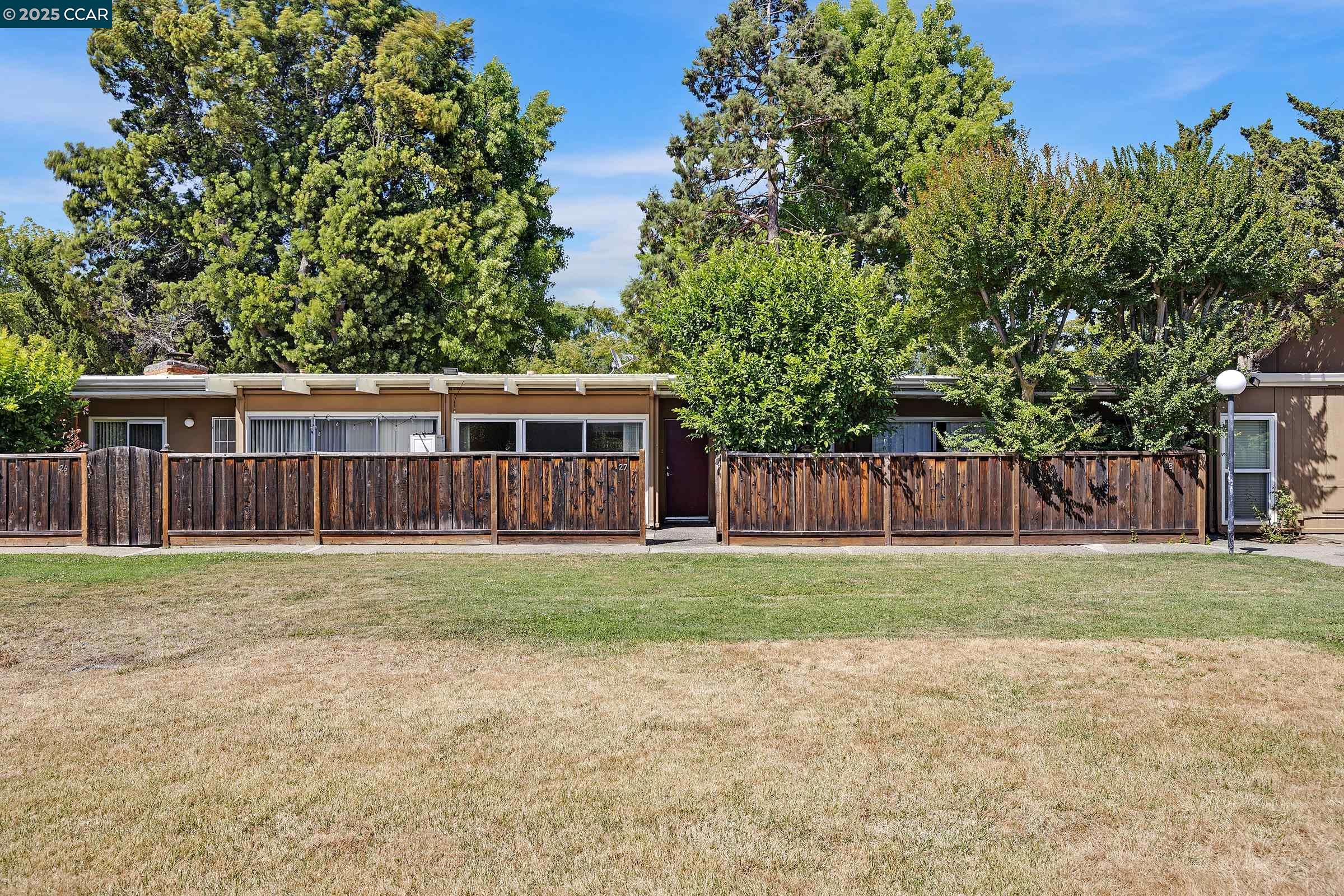 Photo #28: 41101007 Listing: Photo #28