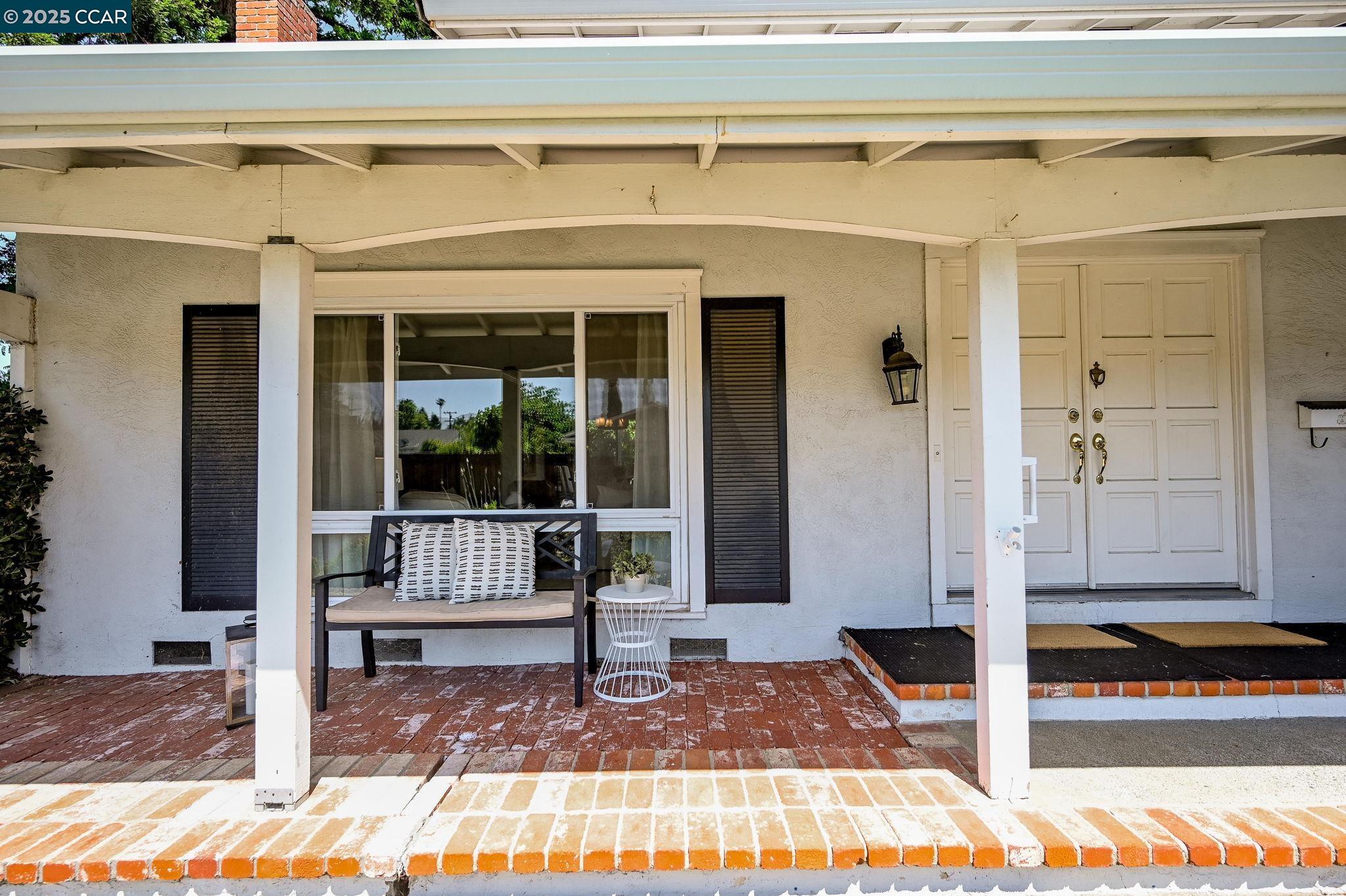 Detail Gallery Image 3 of 29 For 3701 Sattler Dr, Concord,  CA 94519 - 4 Beds | 3 Baths