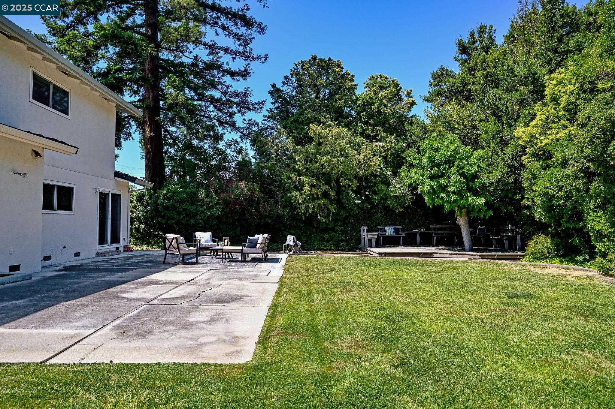 Detail Gallery Image 26 of 29 For 3701 Sattler Dr, Concord,  CA 94519 - 4 Beds | 3 Baths