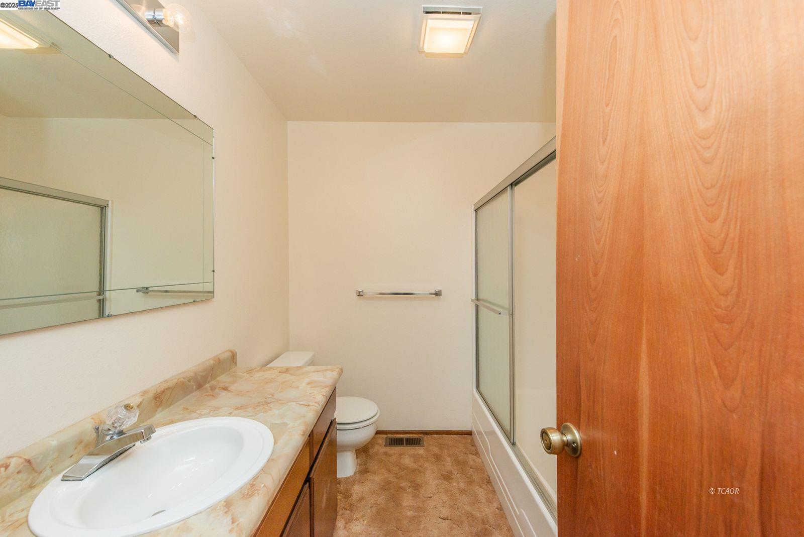 Detail Gallery Image 22 of 48 For 131 Northwoods Estates, Trinity Center,  CA 96091 - 4 Beds | 3 Baths