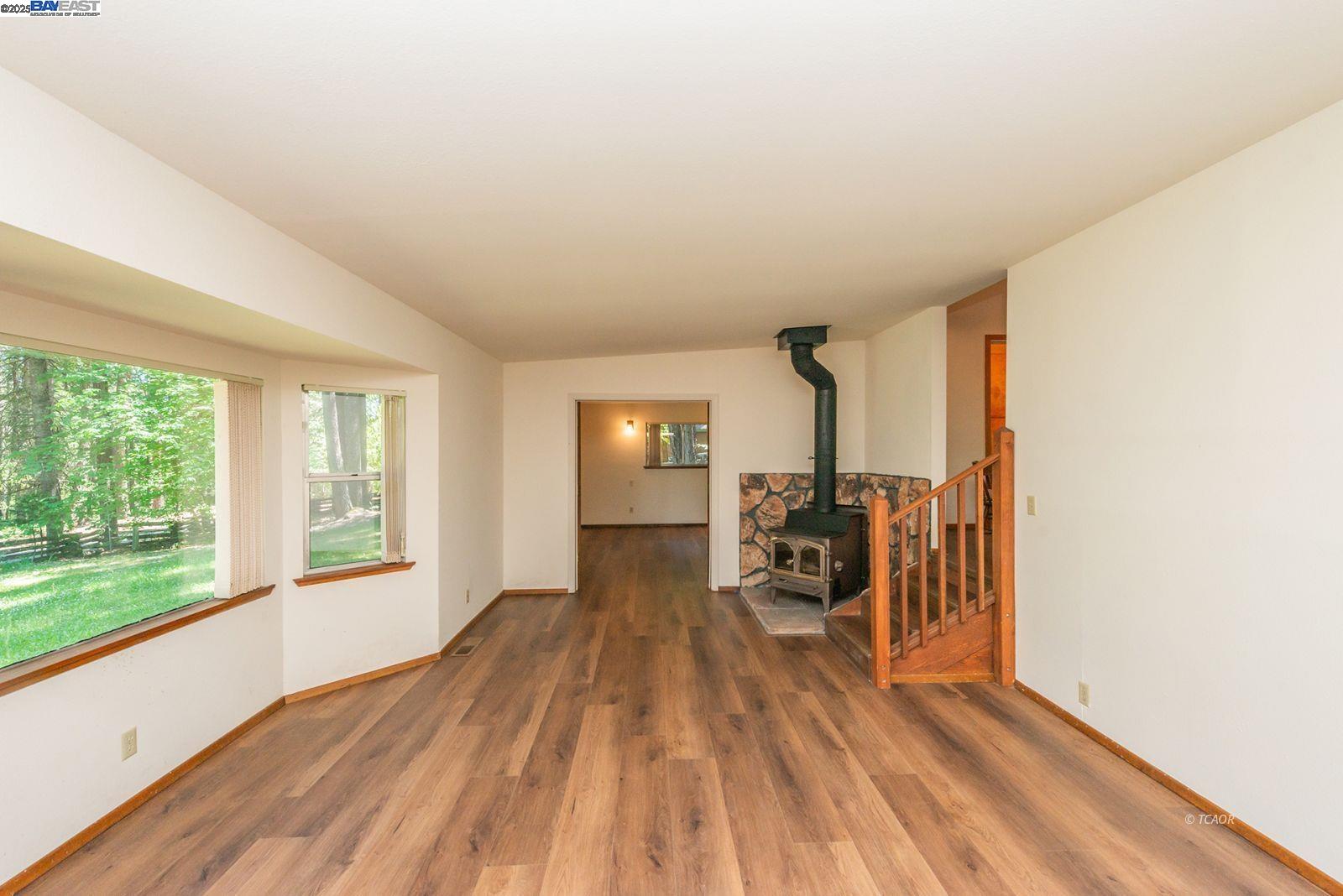 Detail Gallery Image 5 of 48 For 131 Northwoods Estates, Trinity Center,  CA 96091 - 4 Beds | 3 Baths