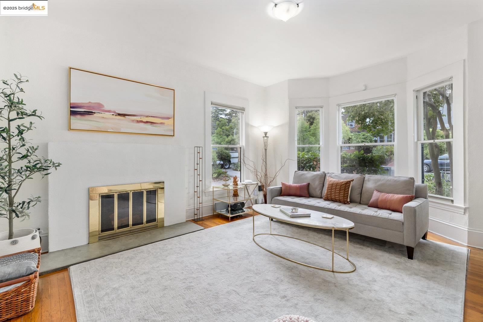 Photo #3: 41101013 Listing 