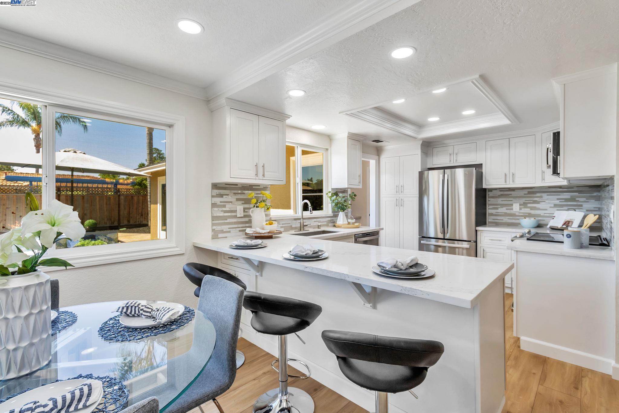Detail Gallery Image 15 of 38 For 4666 Shearwater Rd, Pleasanton,  CA 94566 - 4 Beds | 2 Baths