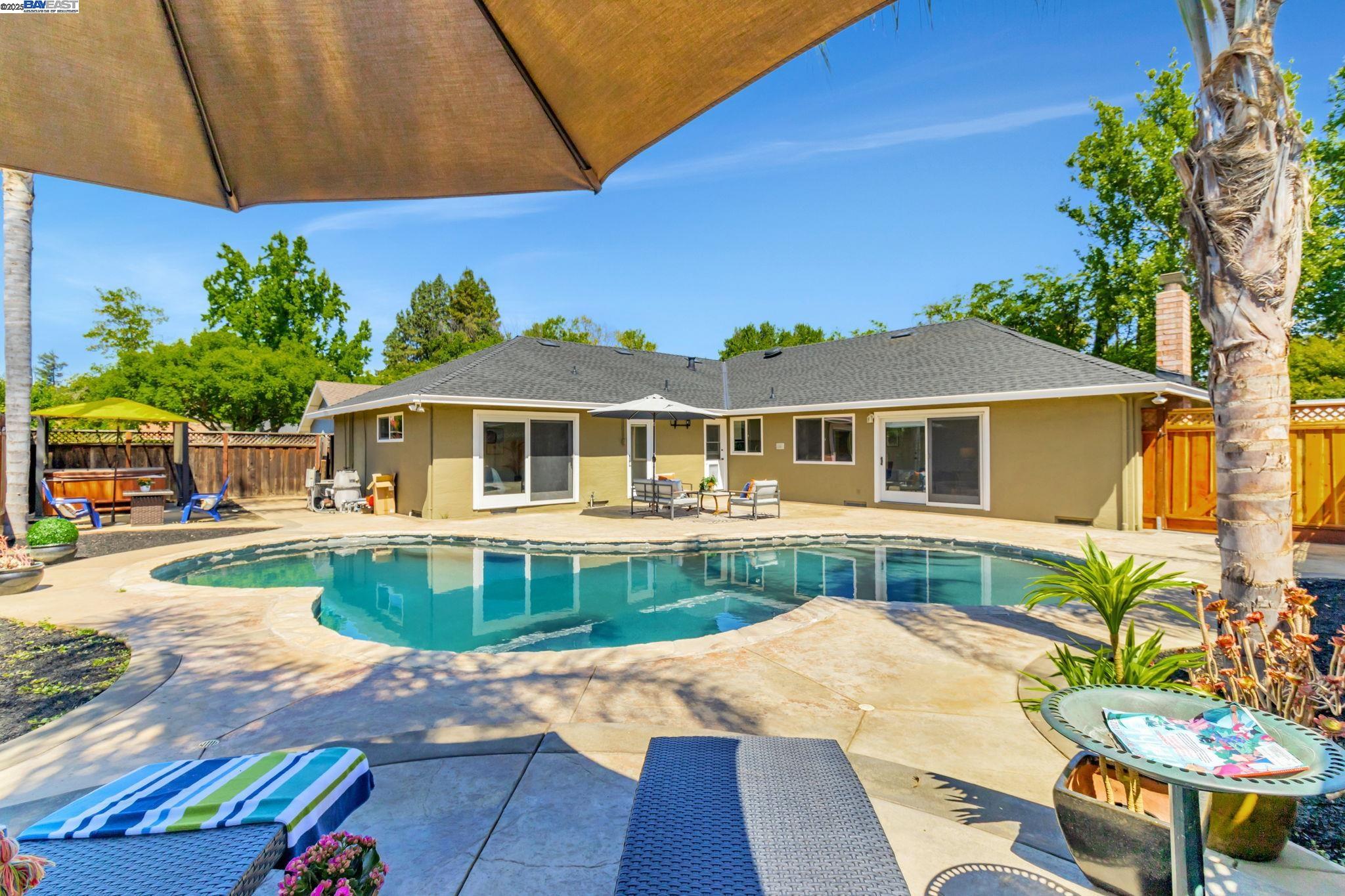 Detail Gallery Image 32 of 38 For 4666 Shearwater Rd, Pleasanton,  CA 94566 - 4 Beds | 2 Baths