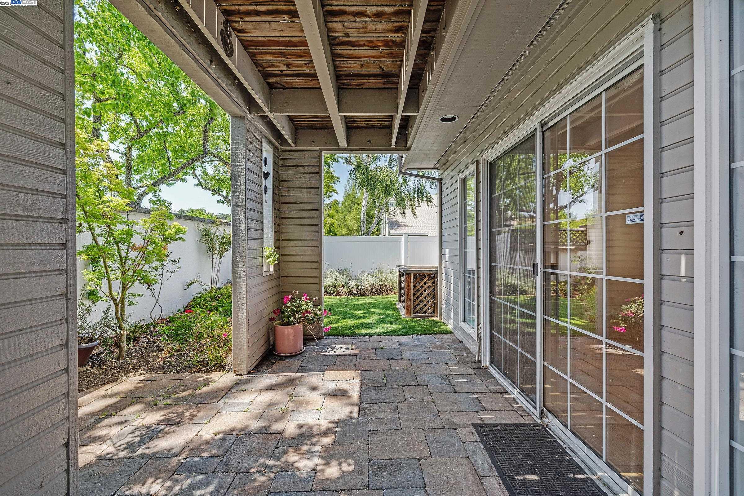Photo #8: 41101016 Listing: Photo #8