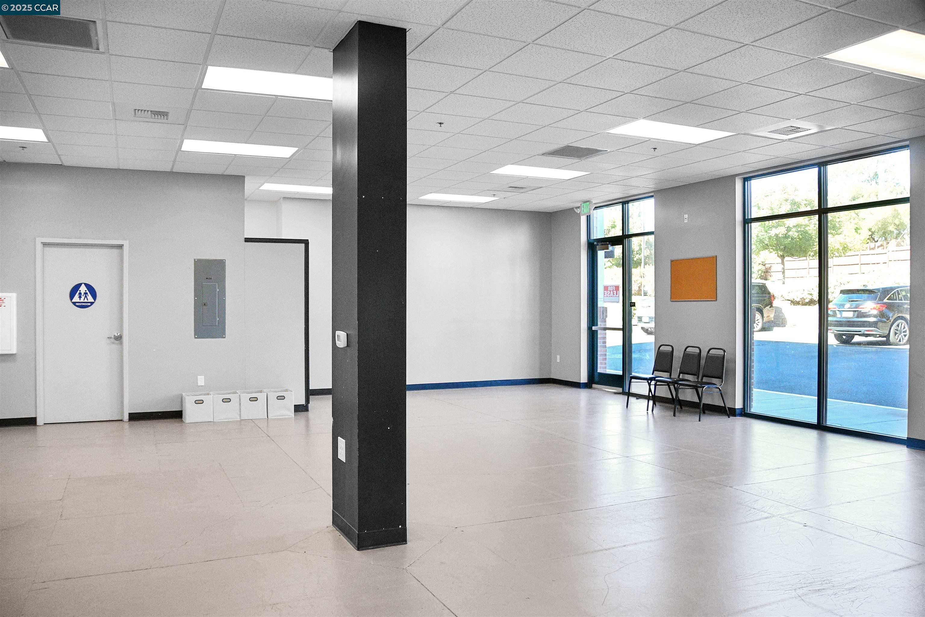 1124 Arnold Dr #102B, Martinez, California 94553, ,Commercial Lease,For Rent,1124 Arnold Dr #102B,41101017