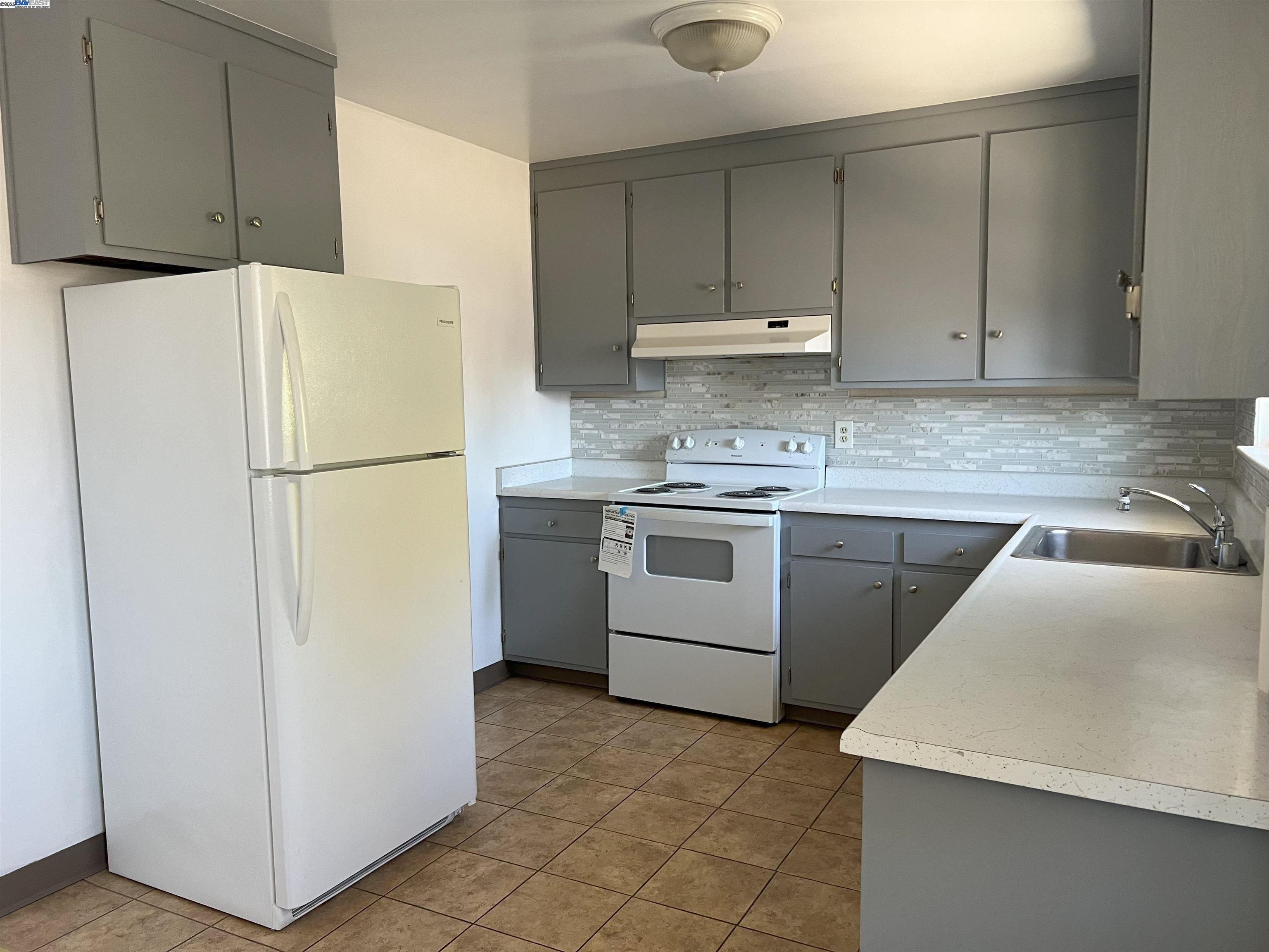 Detail Gallery Image 16 of 25 For 1888 Bancroft Avenue, San Leandro,  CA 94577 - – Beds | – Baths