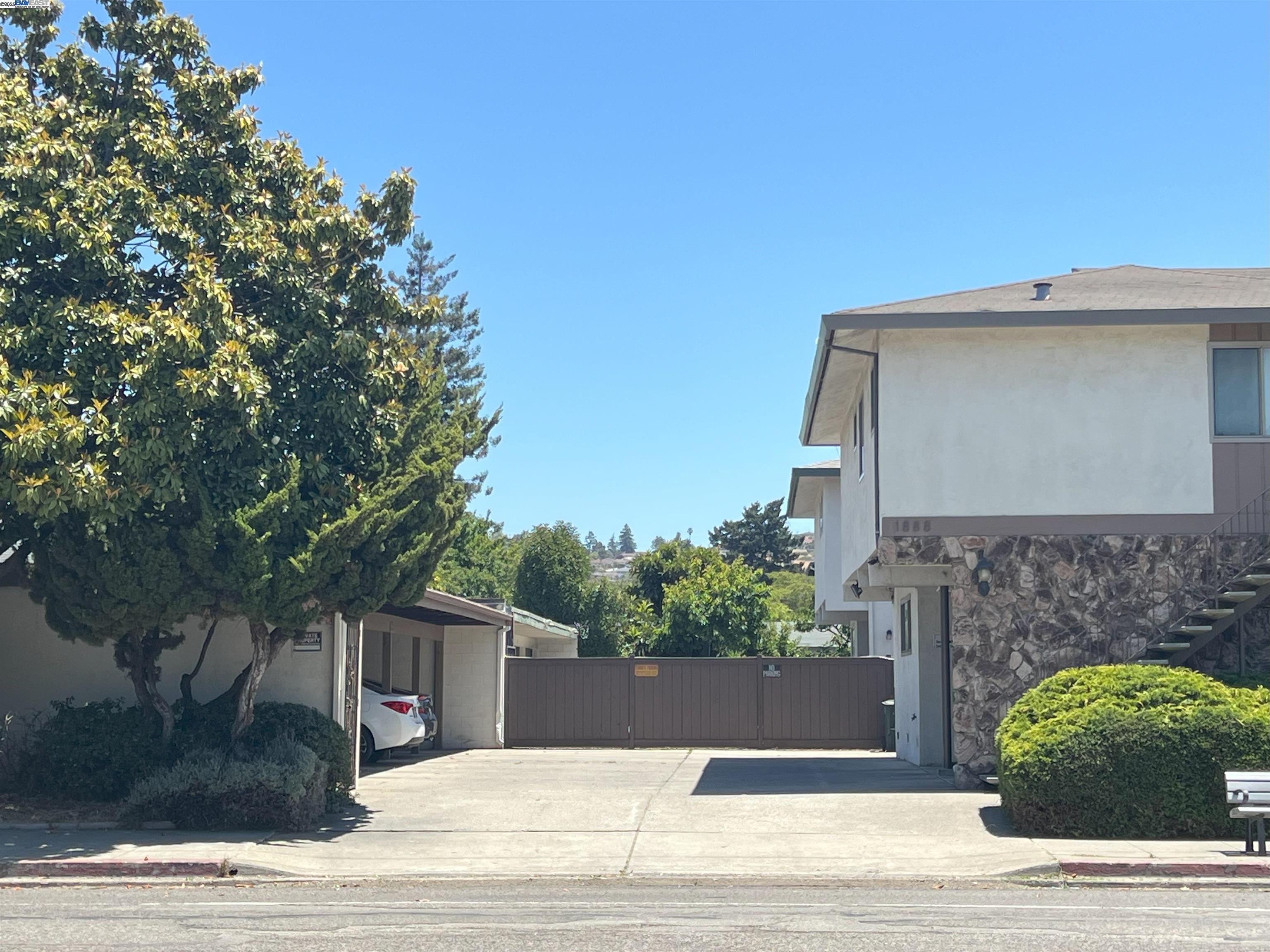 Detail Gallery Image 3 of 25 For 1888 Bancroft Avenue, San Leandro,  CA 94577 - – Beds | – Baths