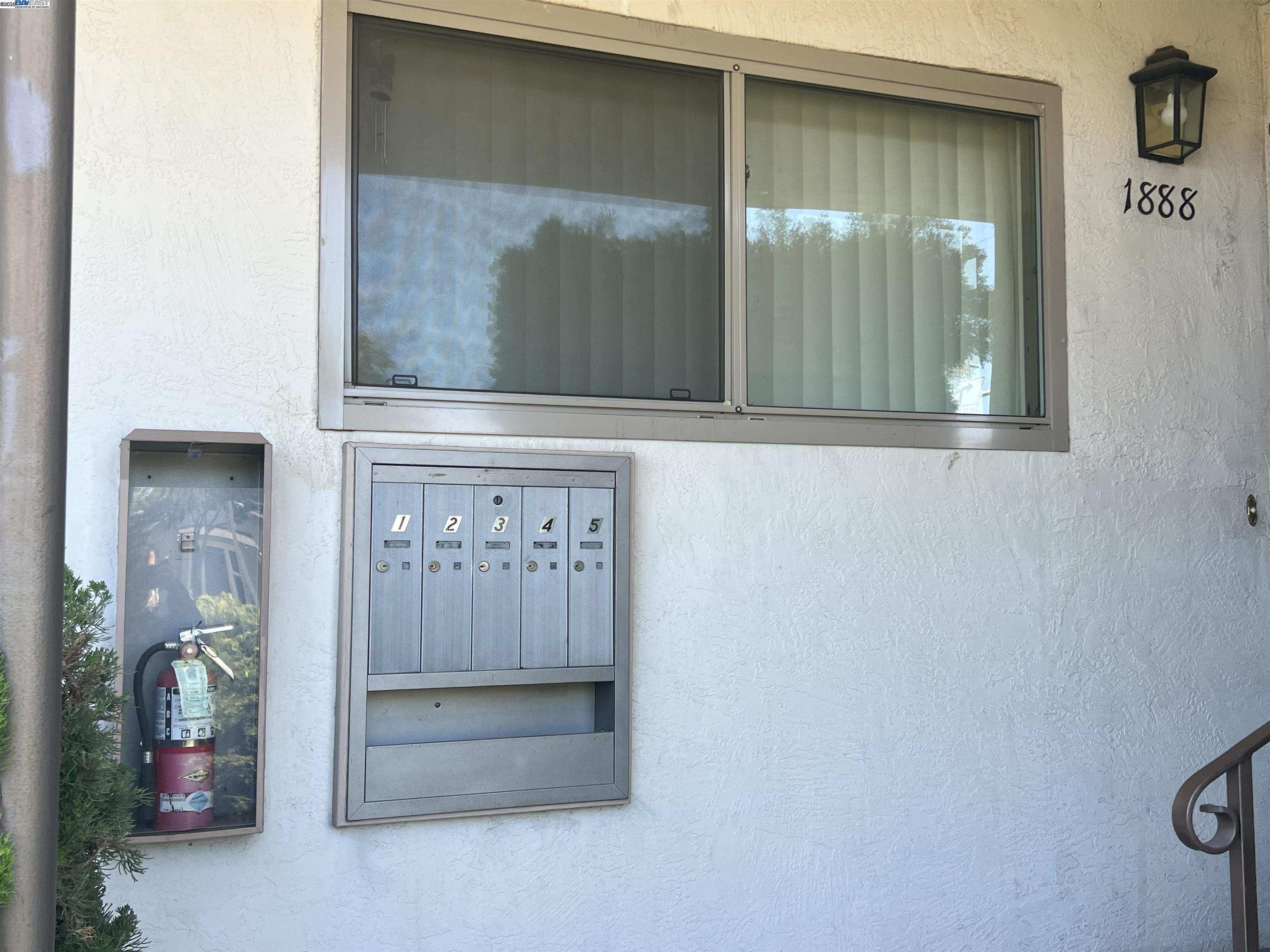 Detail Gallery Image 9 of 25 For 1888 Bancroft Avenue, San Leandro,  CA 94577 - – Beds | – Baths