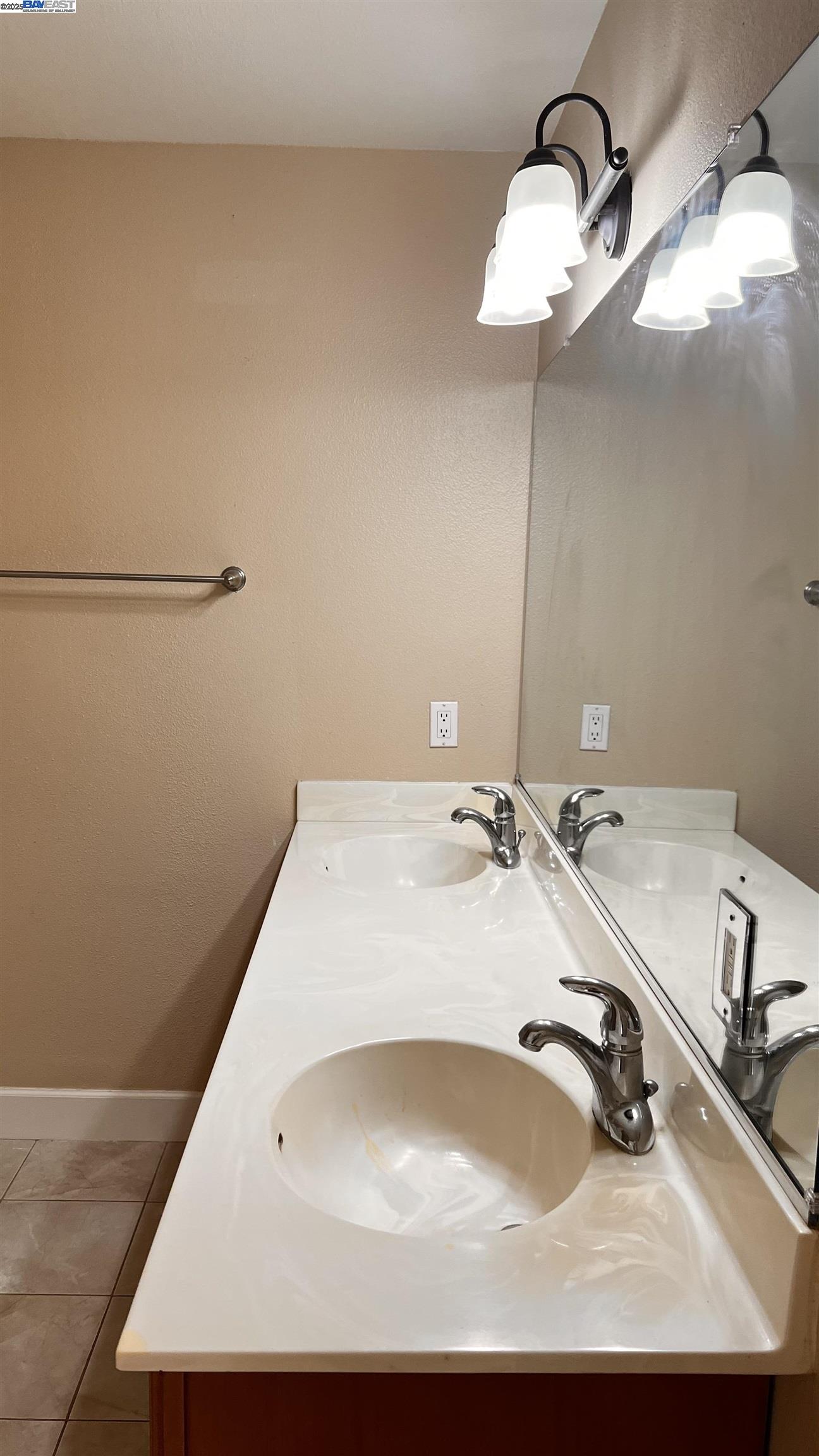 Photo #18: 41101025 Listing: Photo #18