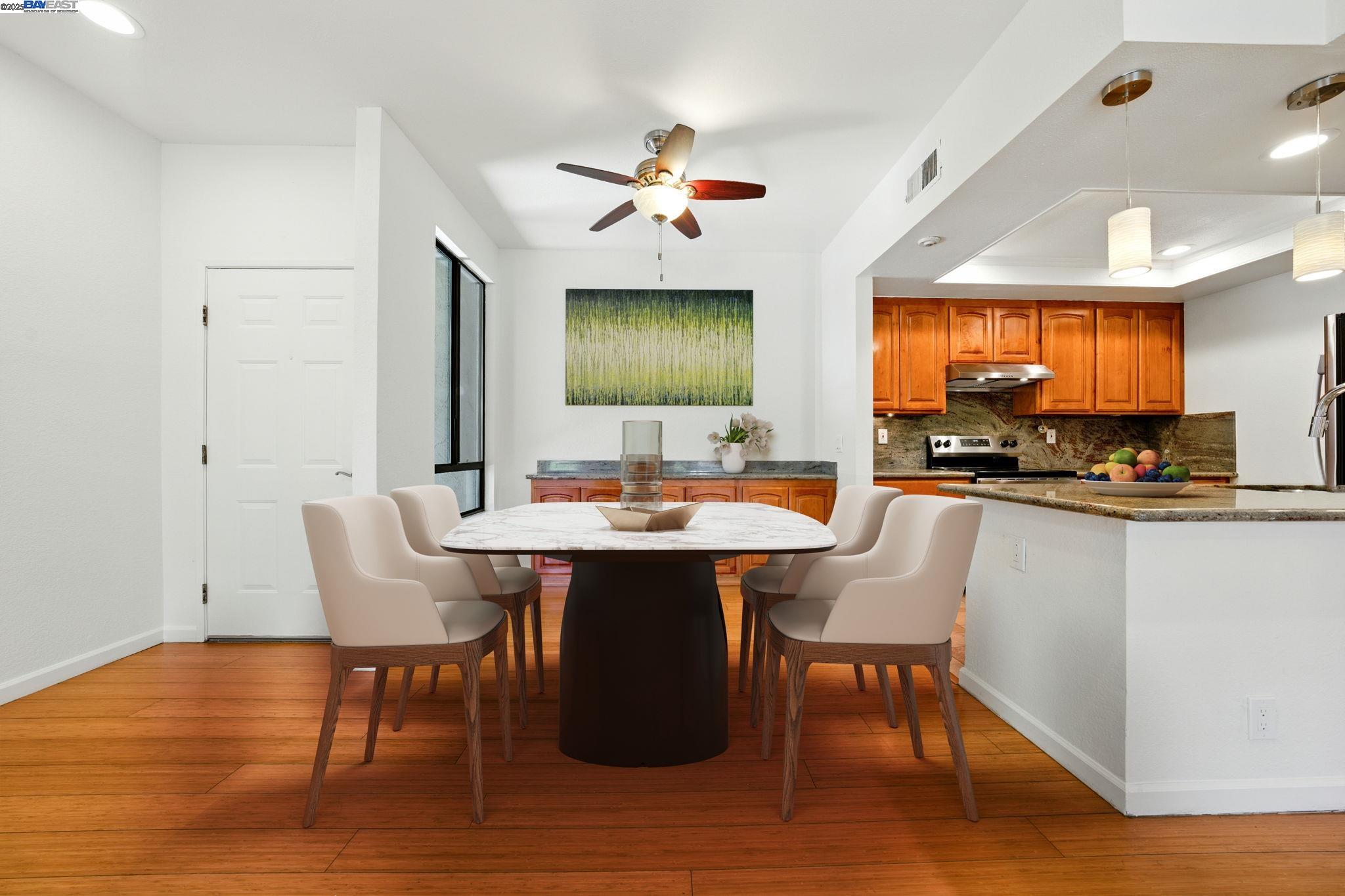 Photo #5: 41101035 Listing 