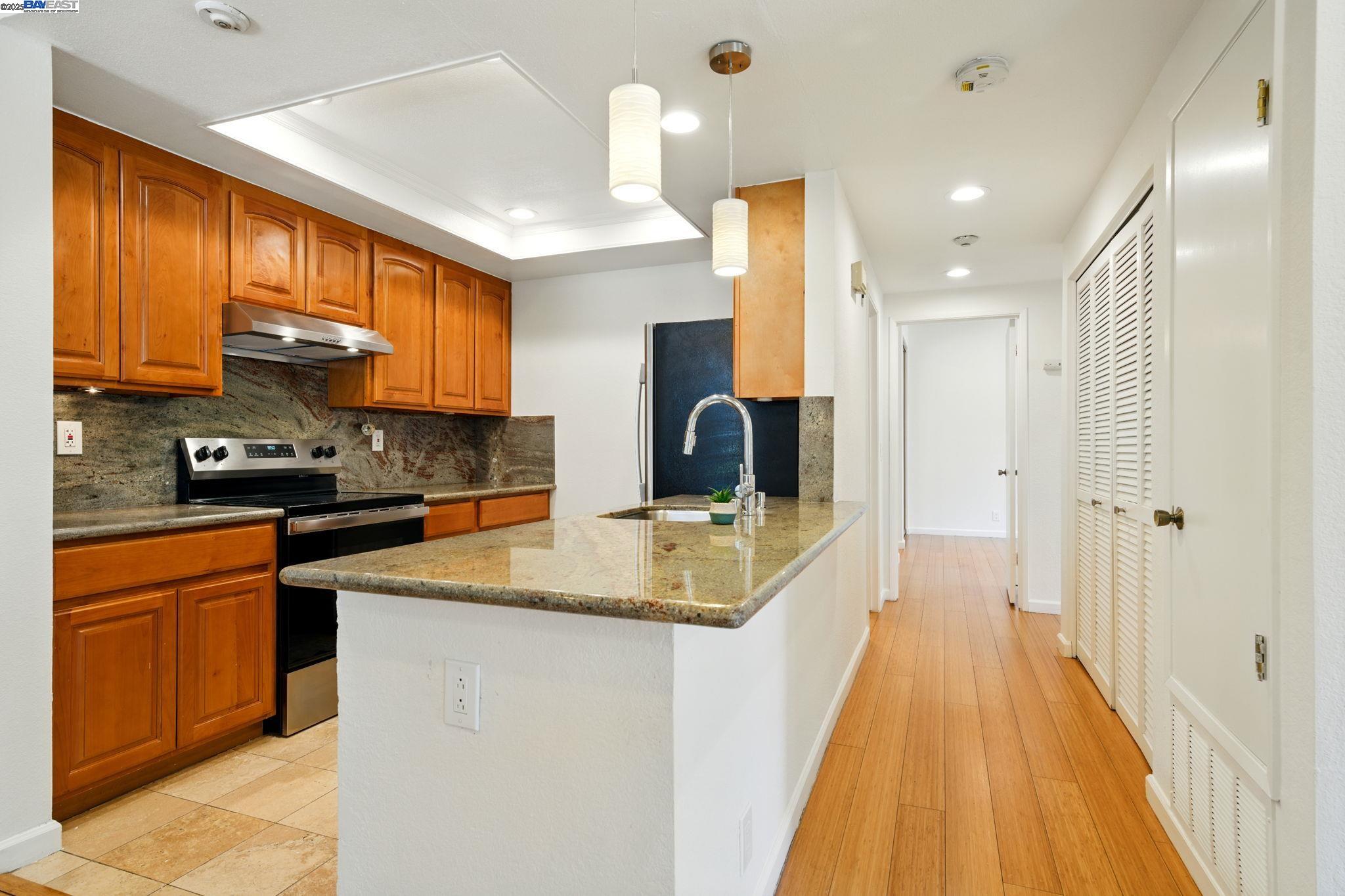 Photo #6: 41101035 Listing 