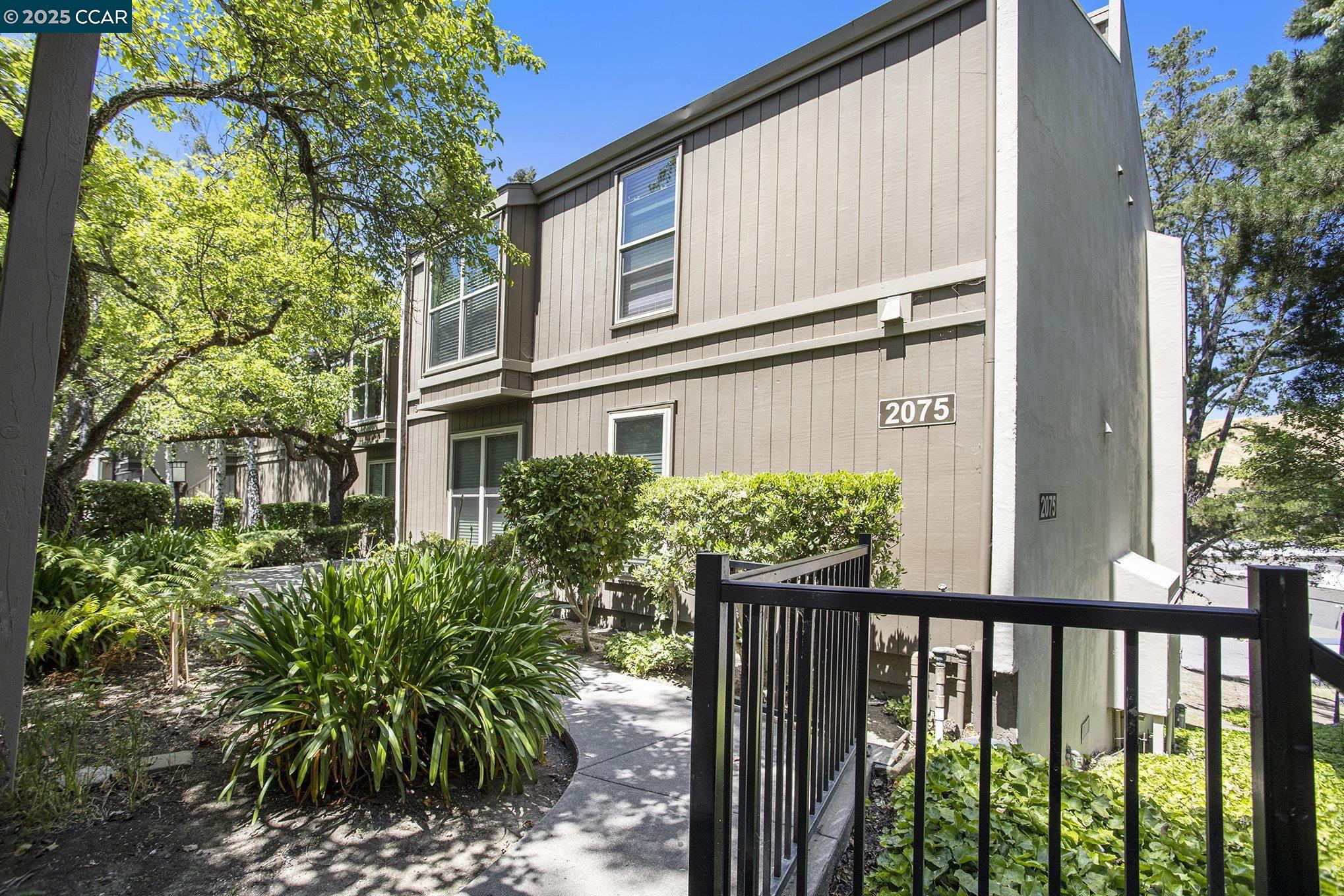 Photo #2: 41101038 Listing 