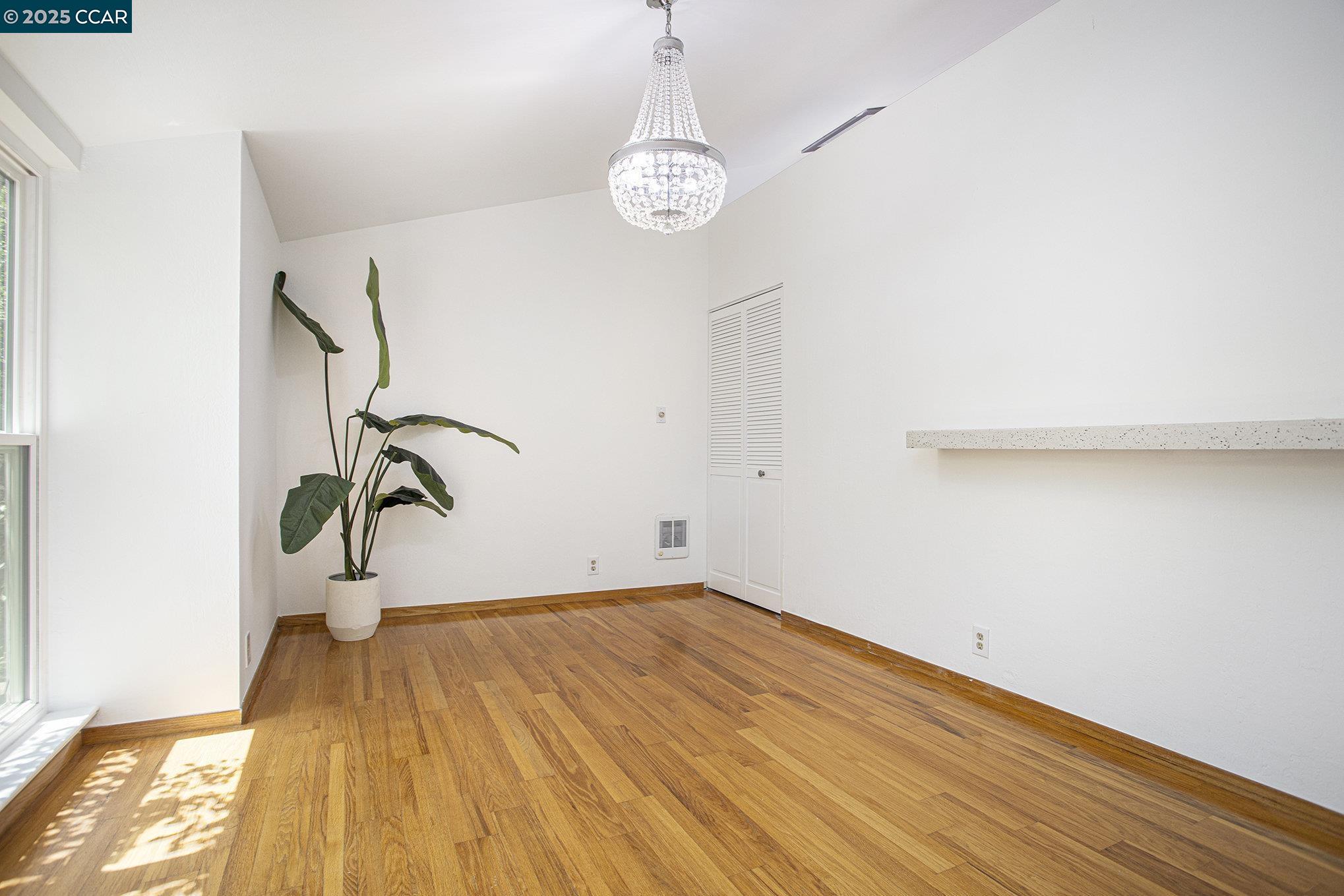 Photo #18: 41101038 Listing: Photo #18