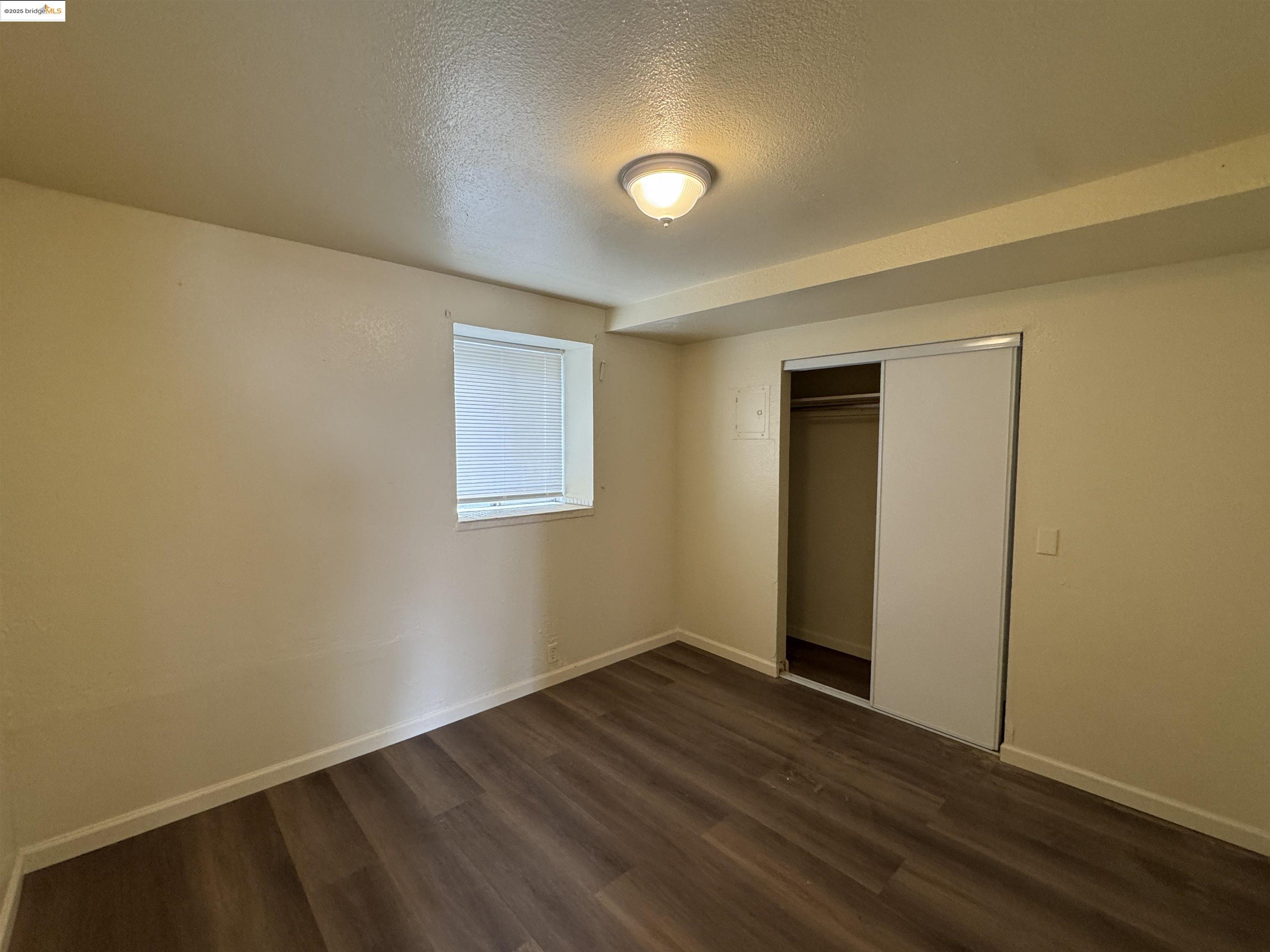 Detail Gallery Image 11 of 12 For 2151 E 24th Street, Oakland,  CA 94606 - – Beds | – Baths