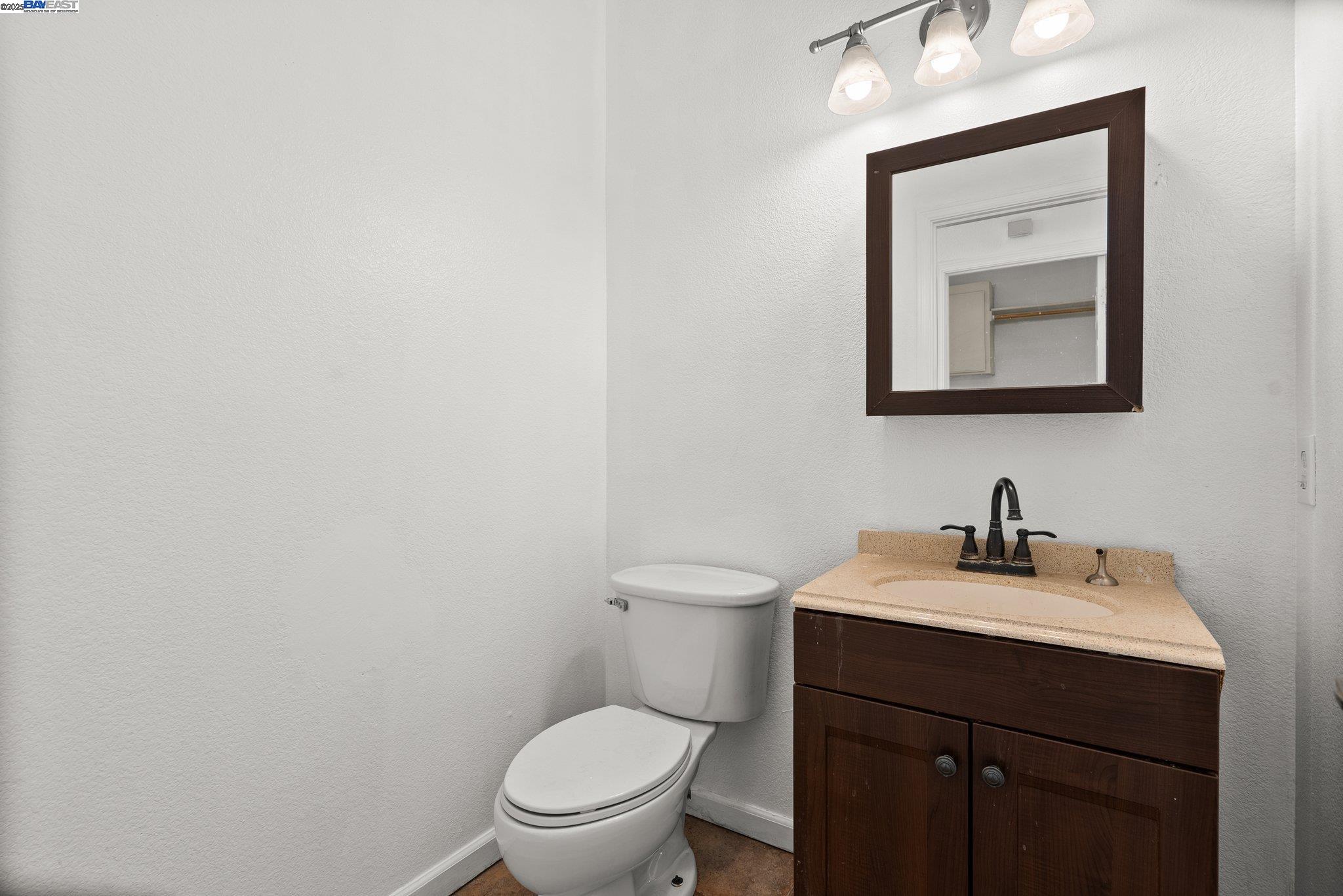 Detail Gallery Image 31 of 47 For 2205 Mark Twain, Antioch,  CA 94531 - 5 Beds | 2/1 Baths
