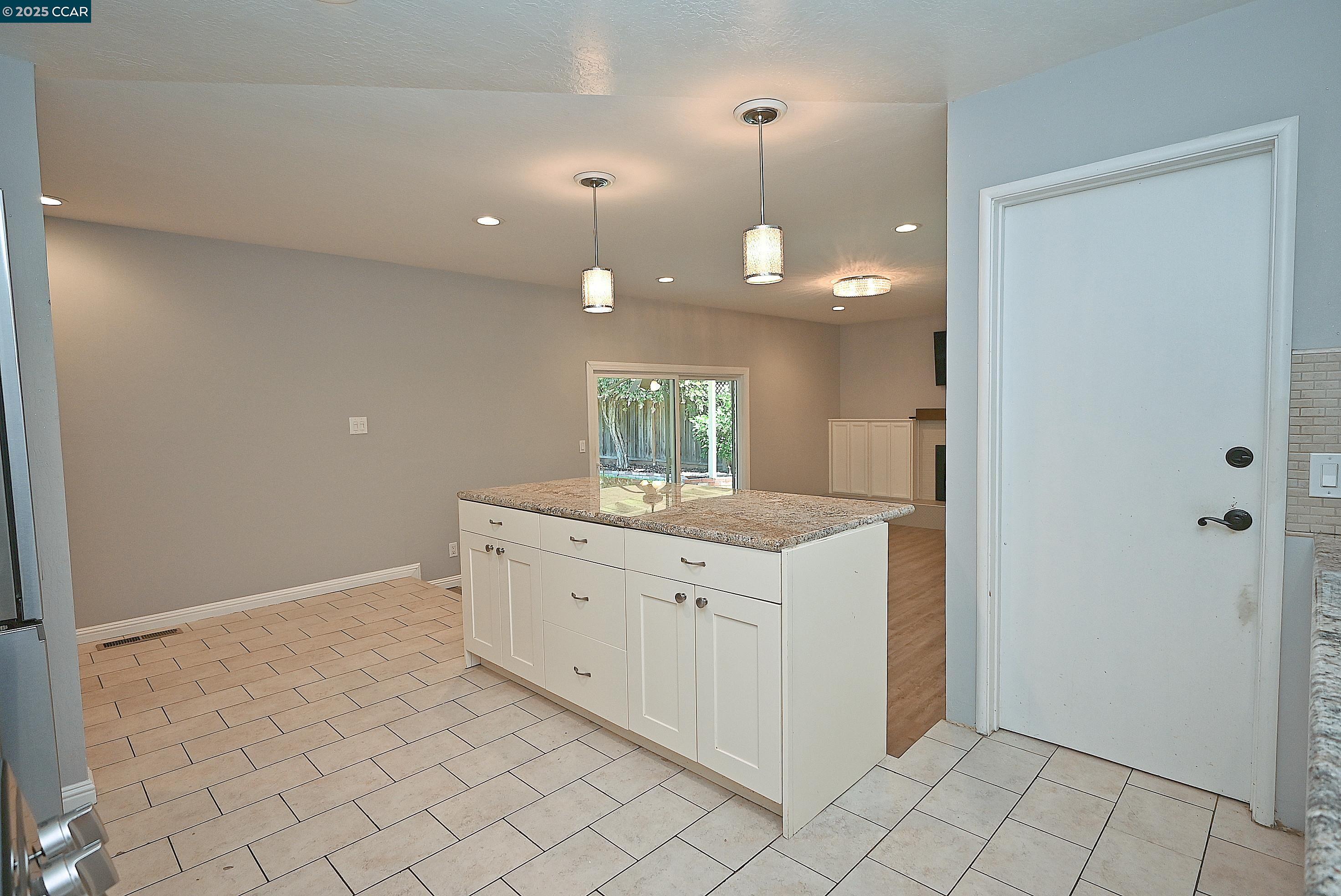 Detail Gallery Image 11 of 32 For 530 Hazel Street, Livermore,  CA 94550 - 3 Beds | 2 Baths