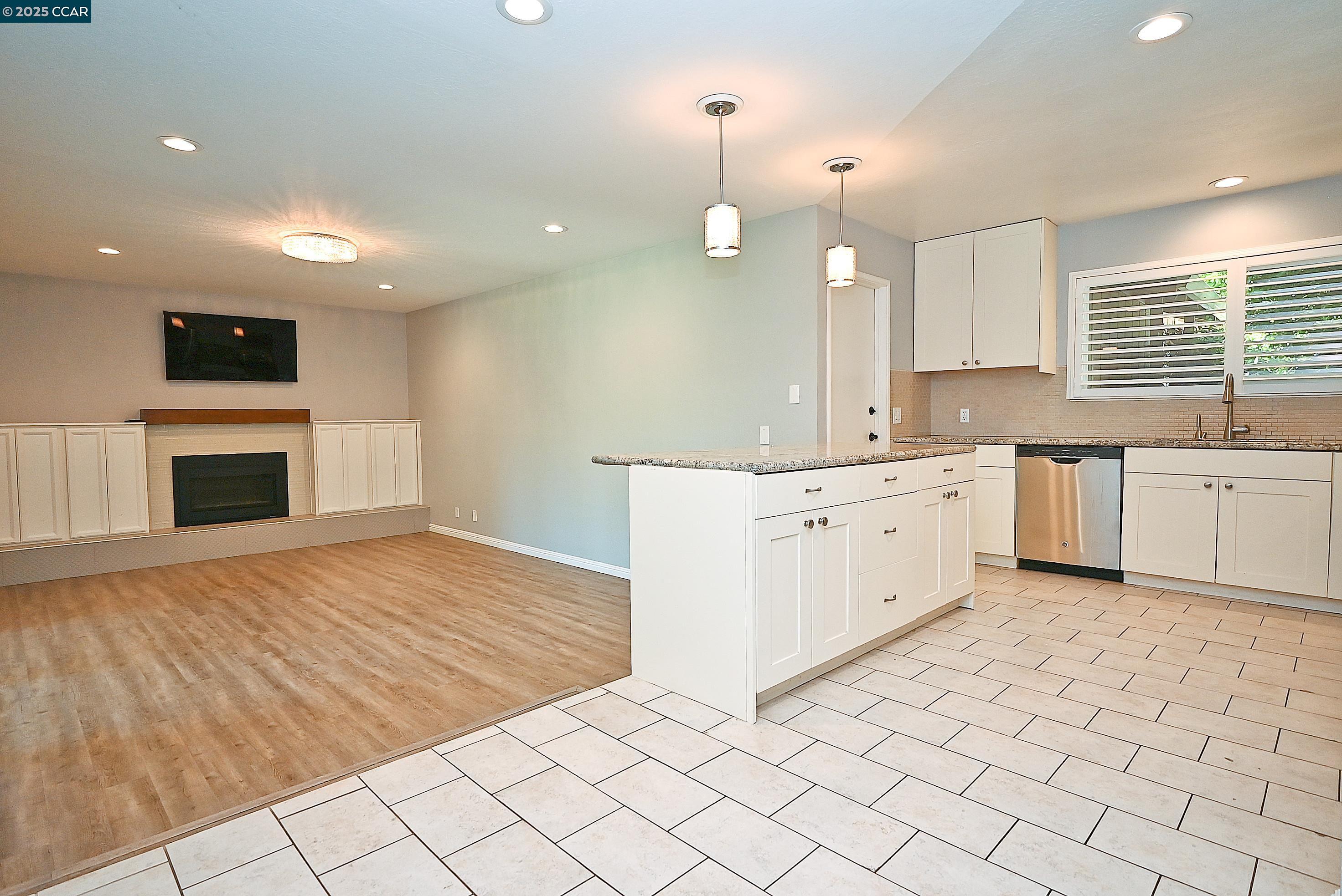 Detail Gallery Image 13 of 32 For 530 Hazel Street, Livermore,  CA 94550 - 3 Beds | 2 Baths
