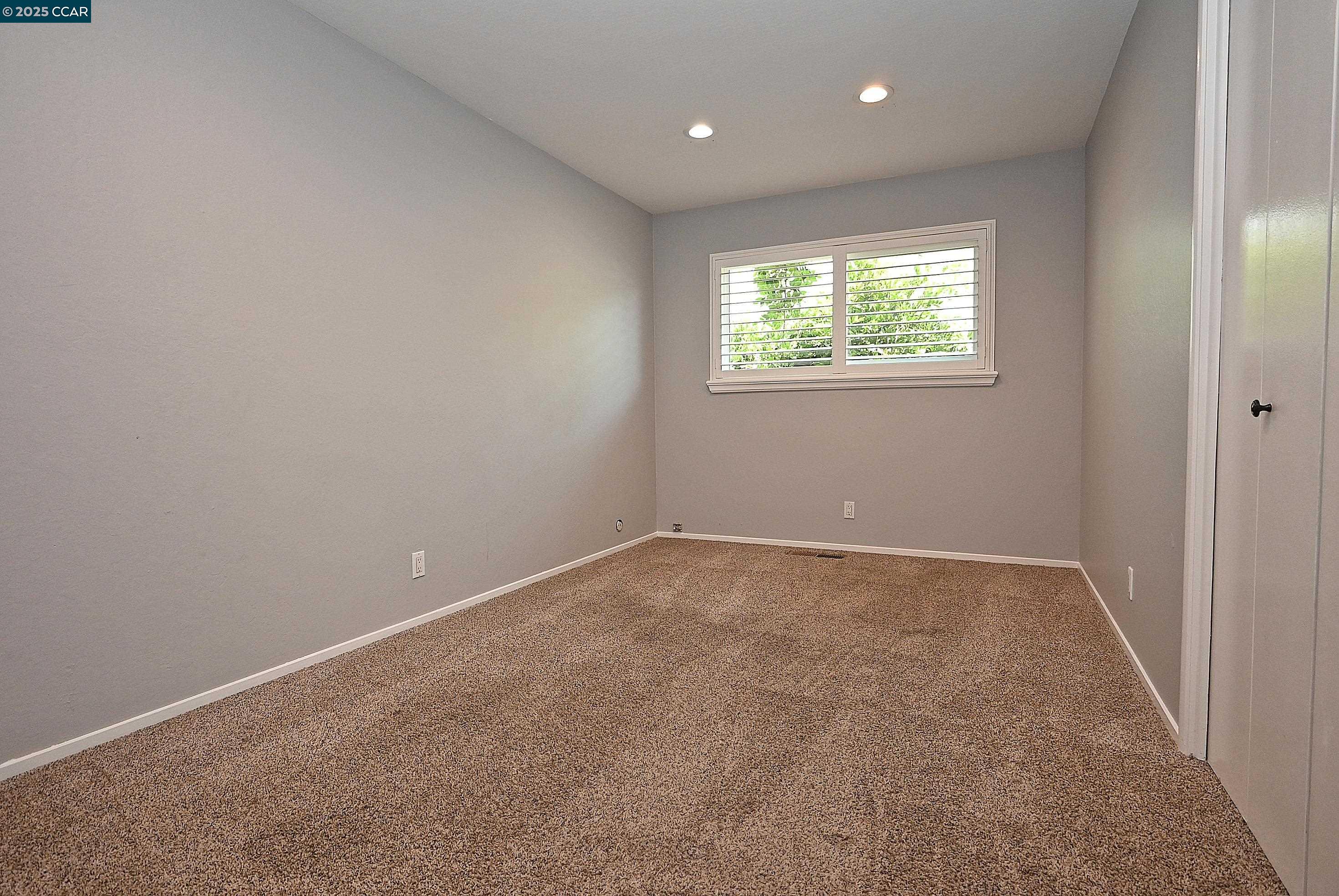 Detail Gallery Image 21 of 32 For 530 Hazel Street, Livermore,  CA 94550 - 3 Beds | 2 Baths