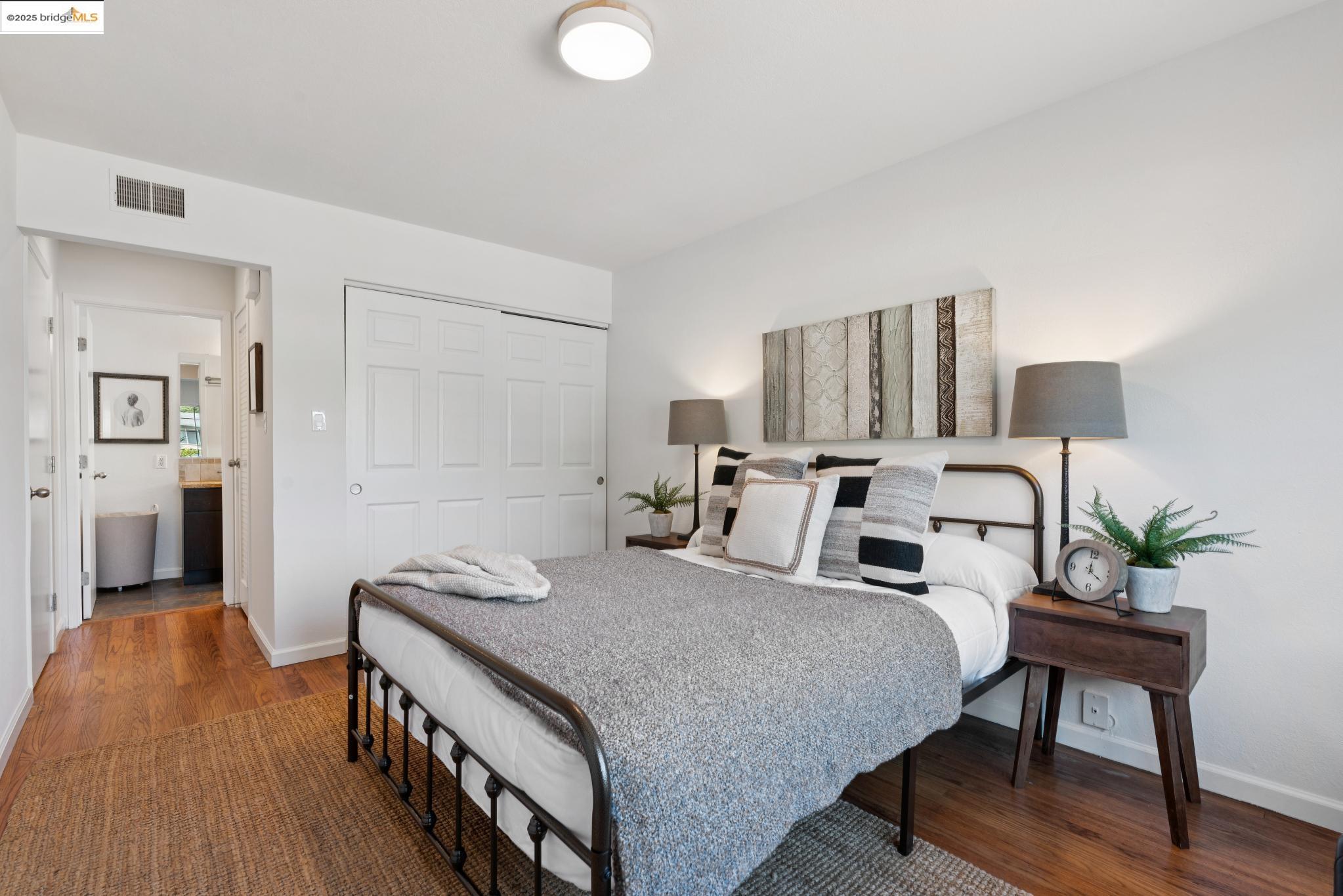 Detail Gallery Image 24 of 43 For 2309 Potrero Ct, Pinole,  CA 94564 - 3 Beds | 2 Baths