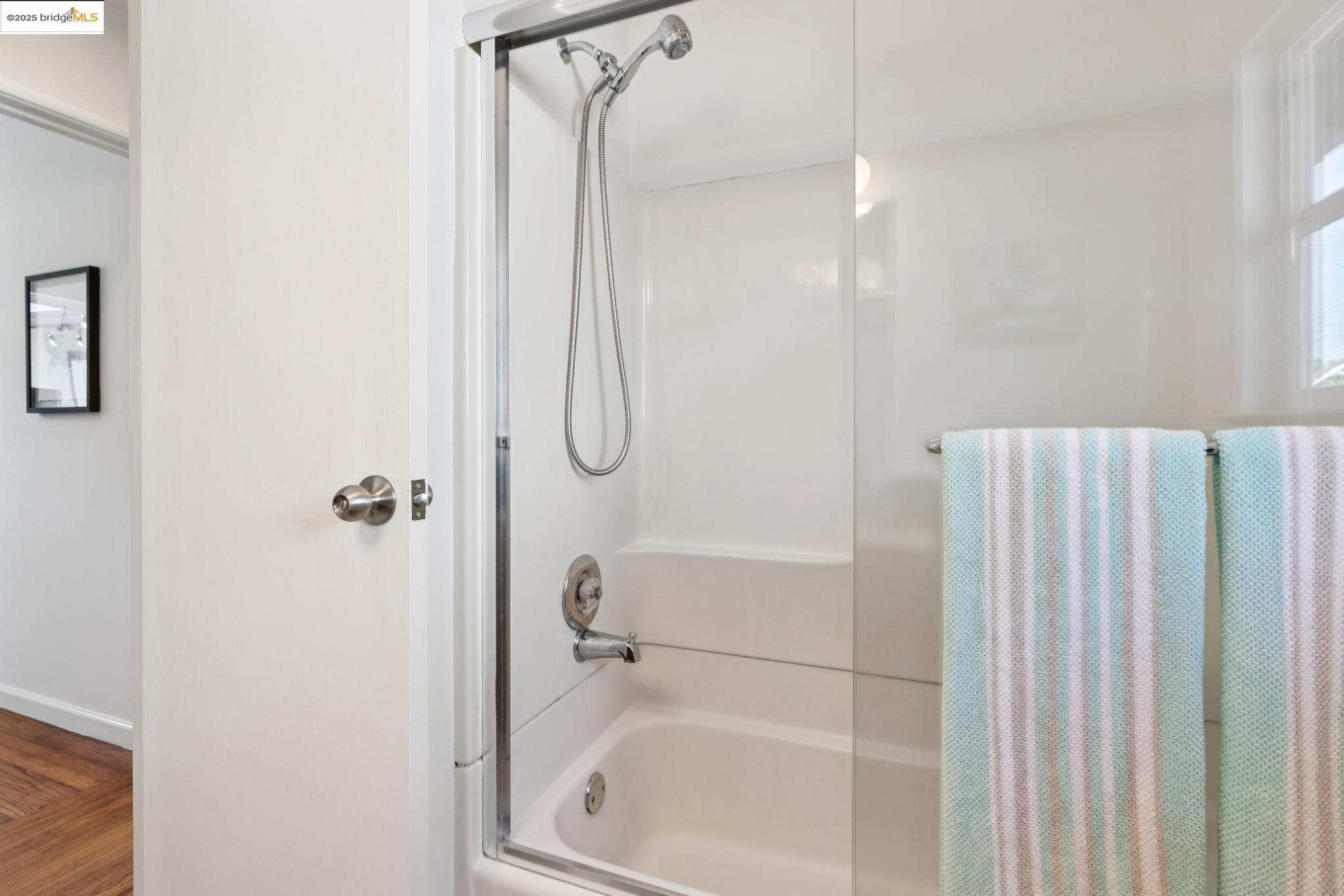 Detail Gallery Image 32 of 43 For 2309 Potrero Ct, Pinole,  CA 94564 - 3 Beds | 2 Baths