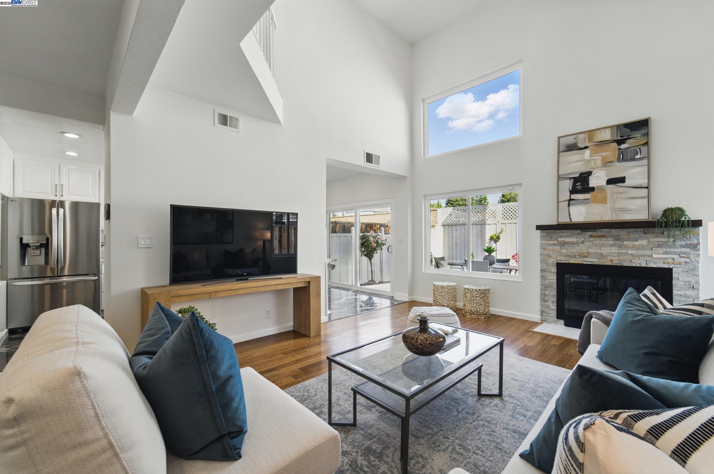 Detail Gallery Image 12 of 60 For 35864 Killorglin Cmn, Fremont,  CA 94536 - 4 Beds | 2/1 Baths