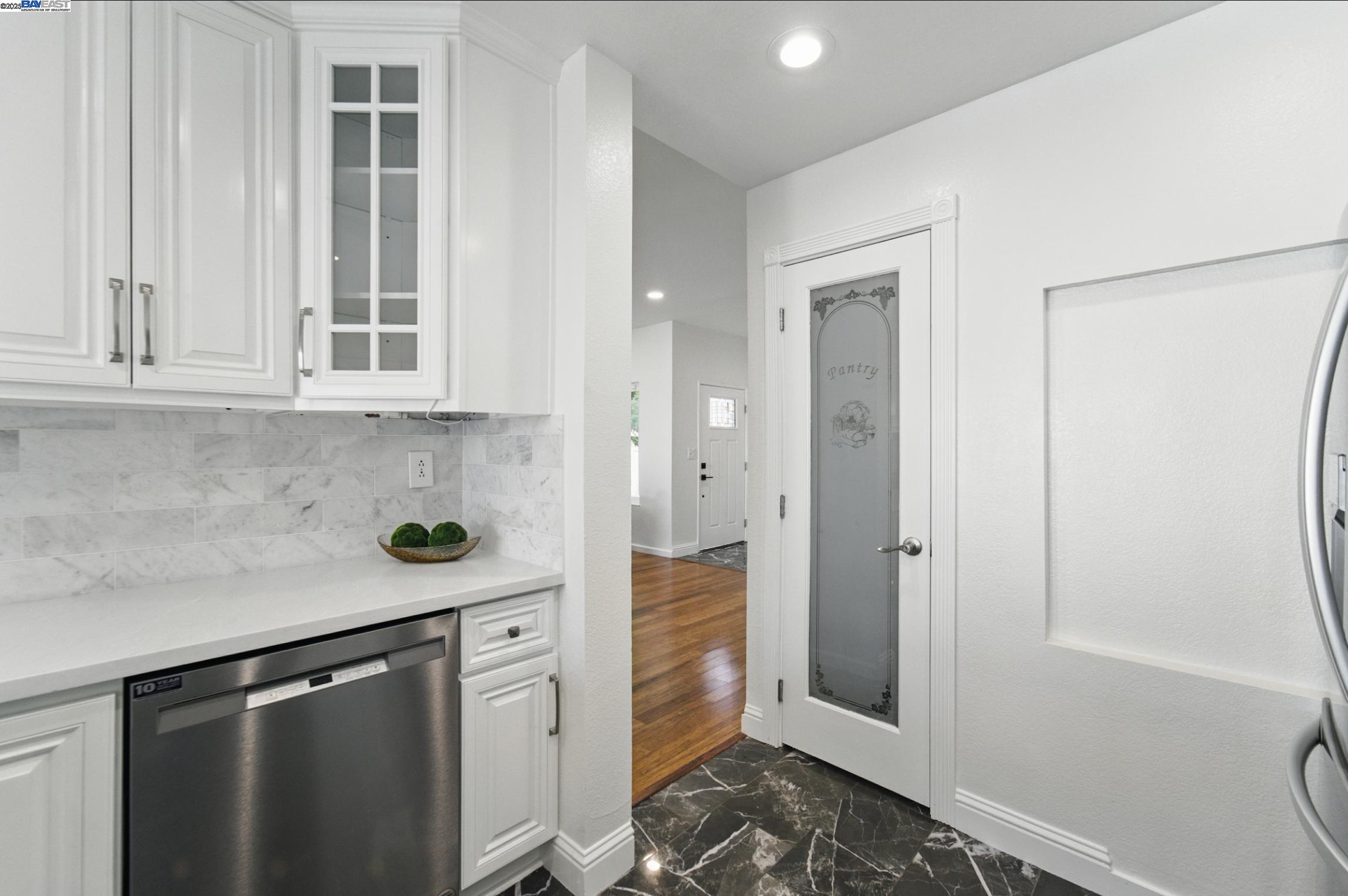 Detail Gallery Image 25 of 60 For 35864 Killorglin Cmn, Fremont,  CA 94536 - 4 Beds | 2/1 Baths
