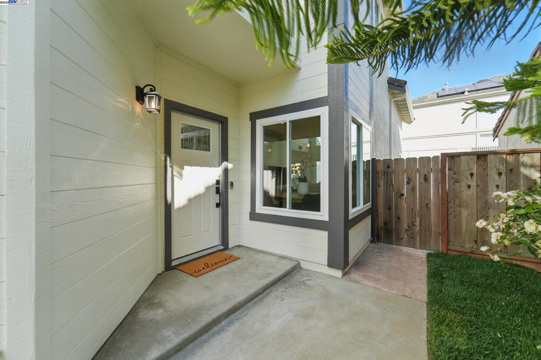 Detail Gallery Image 4 of 60 For 35864 Killorglin Cmn, Fremont,  CA 94536 - 4 Beds | 2/1 Baths