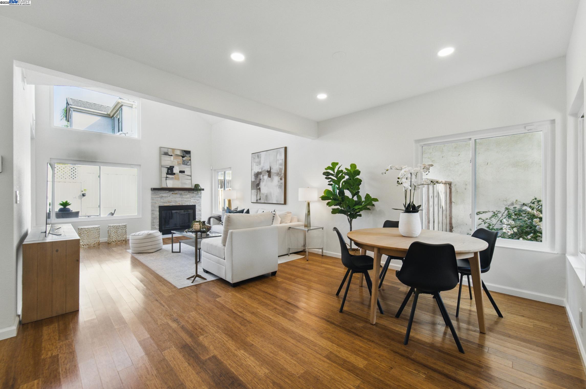 Detail Gallery Image 5 of 60 For 35864 Killorglin Cmn, Fremont,  CA 94536 - 4 Beds | 2/1 Baths