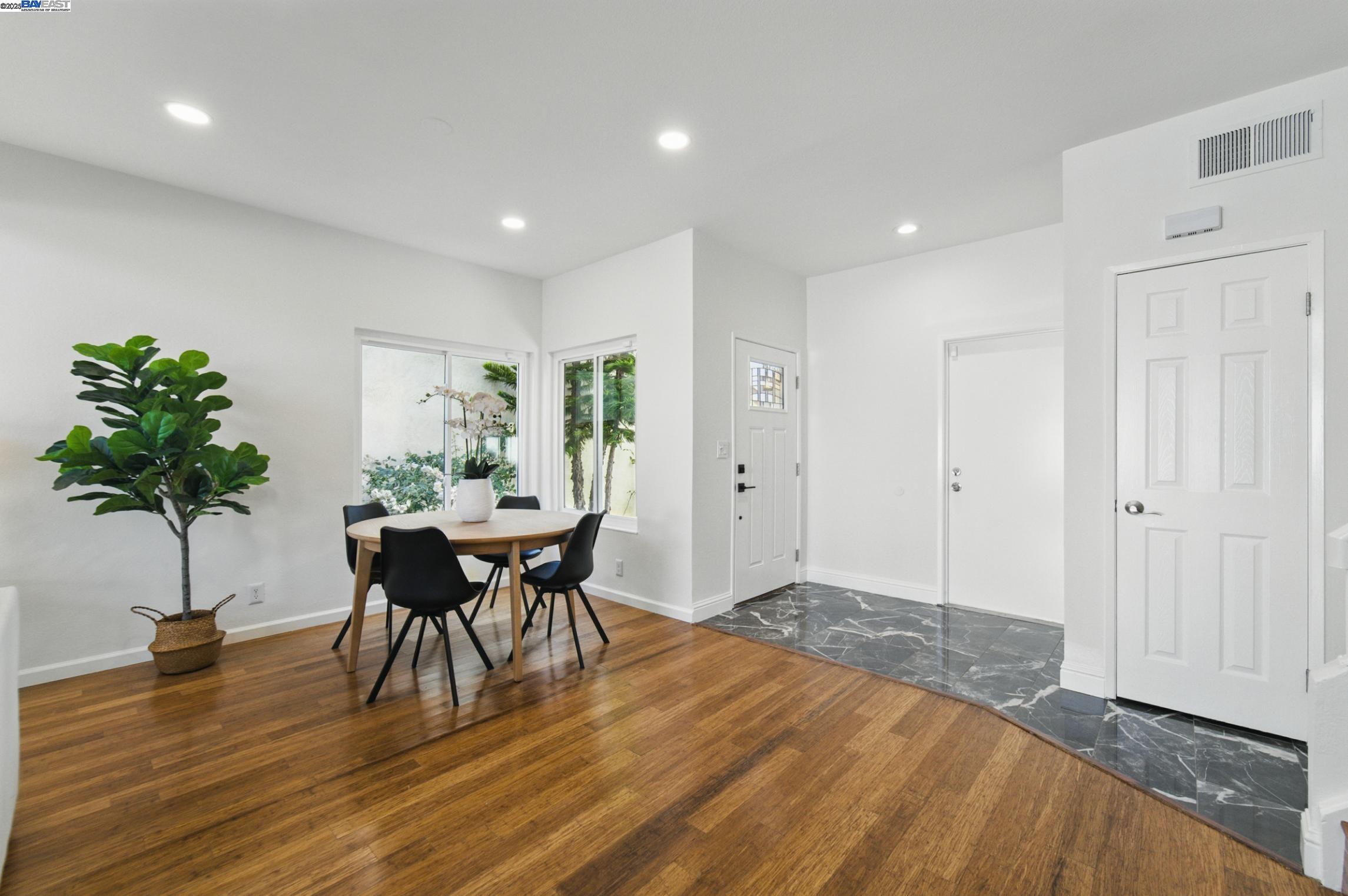 Detail Gallery Image 6 of 60 For 35864 Killorglin Cmn, Fremont,  CA 94536 - 4 Beds | 2/1 Baths