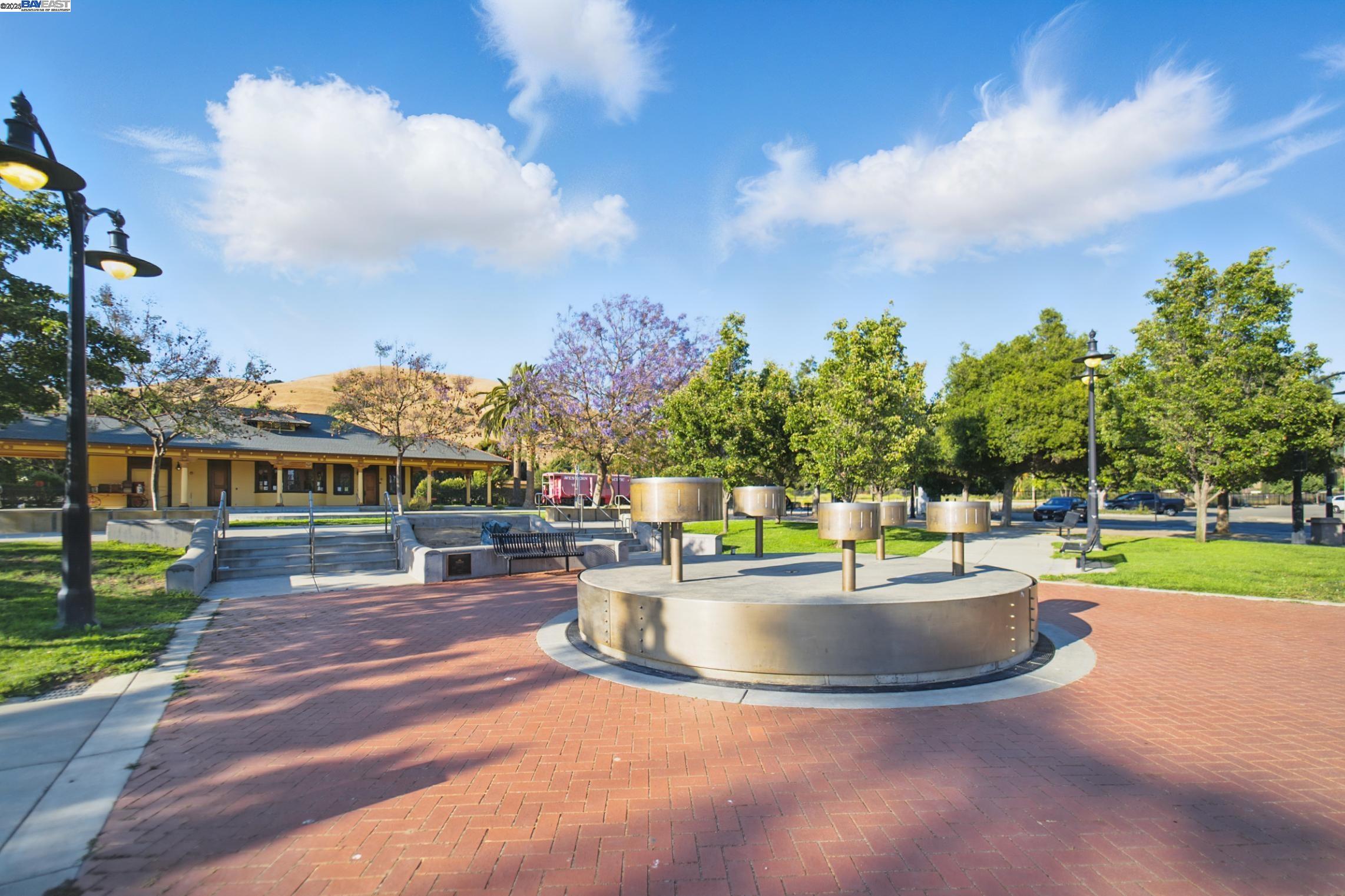 Detail Gallery Image 58 of 60 For 35864 Killorglin Cmn, Fremont,  CA 94536 - 4 Beds | 2/1 Baths