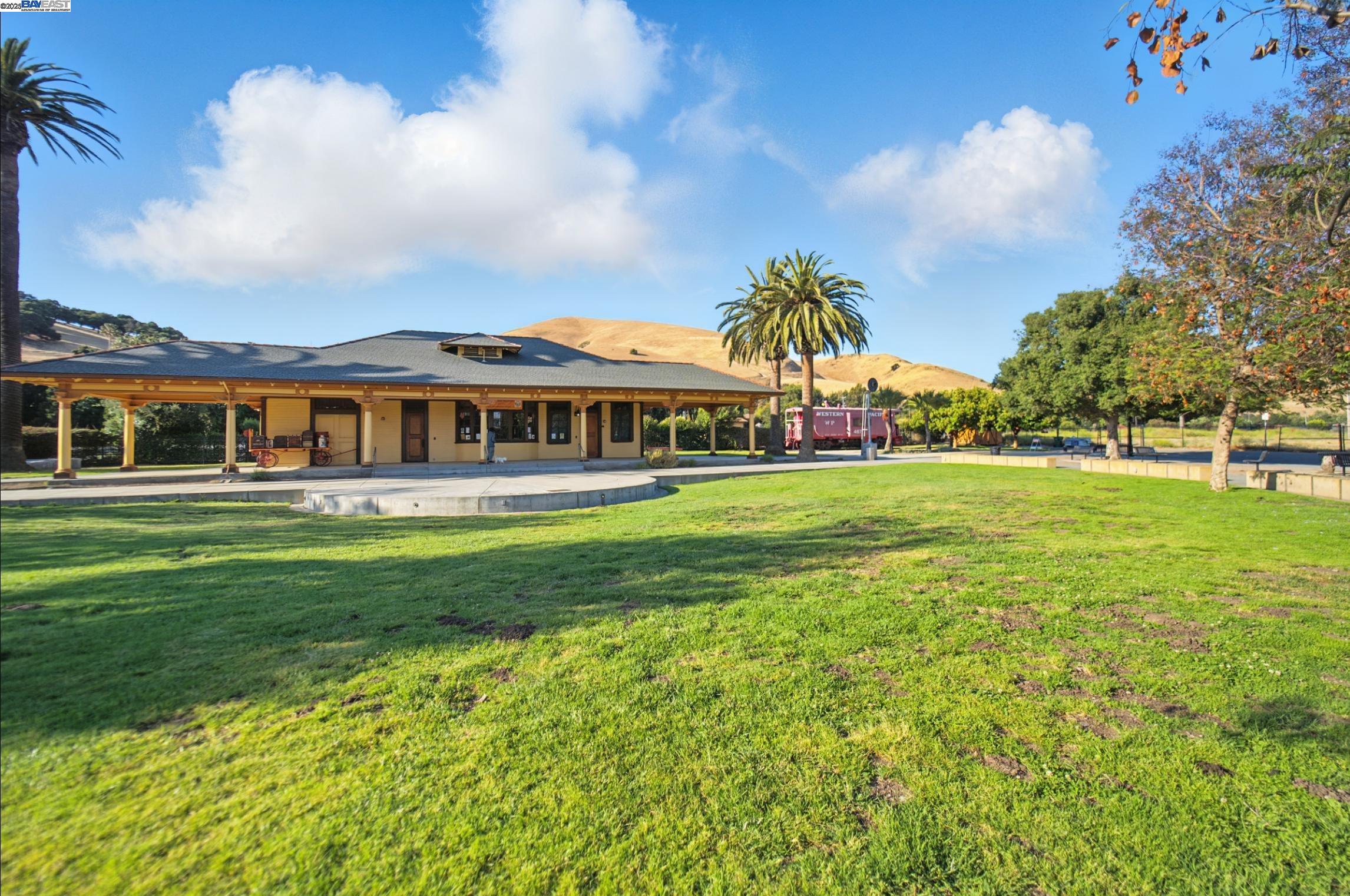 Detail Gallery Image 59 of 60 For 35864 Killorglin Cmn, Fremont,  CA 94536 - 4 Beds | 2/1 Baths