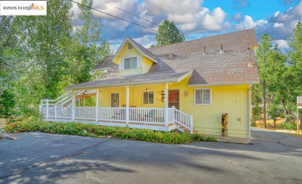 Detail Gallery Image 2 of 52 For 20883 Big Foot Ct., Groveland,  CA 95321 - 3 Beds | 2 Baths