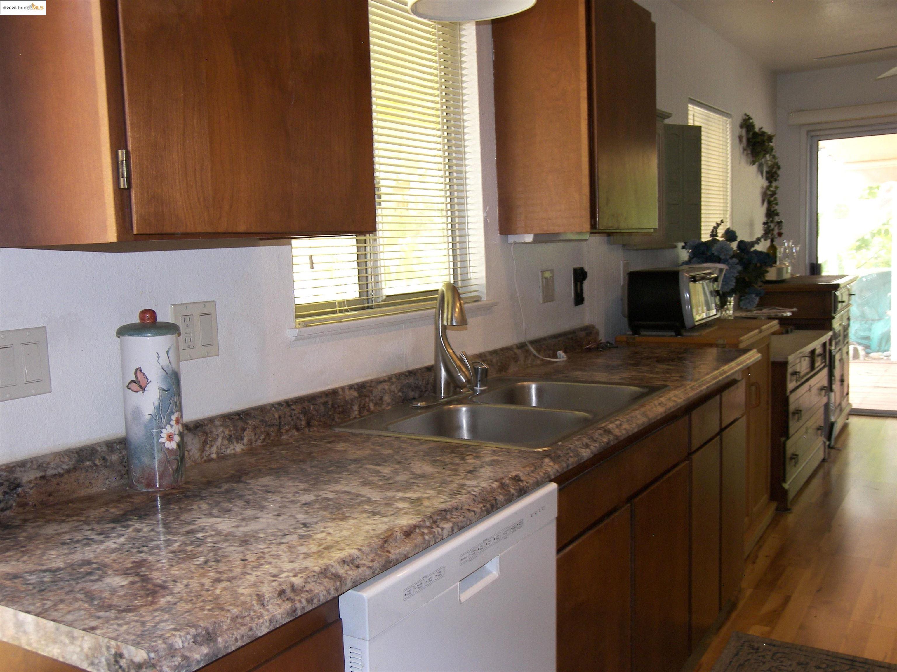 Detail Gallery Image 20 of 52 For 20883 Big Foot Ct., Groveland,  CA 95321 - 3 Beds | 2 Baths