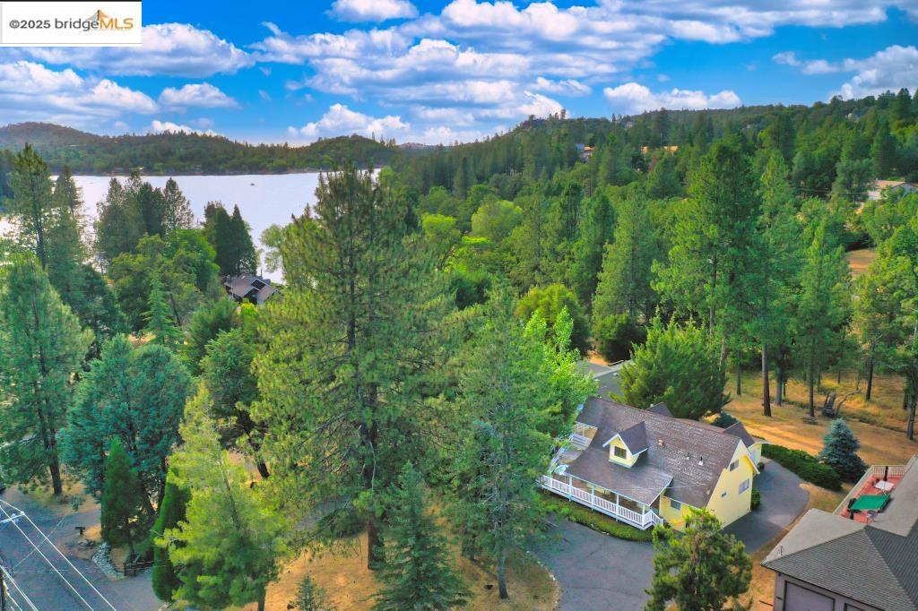 Detail Gallery Image 4 of 52 For 20883 Big Foot Ct., Groveland,  CA 95321 - 3 Beds | 2 Baths