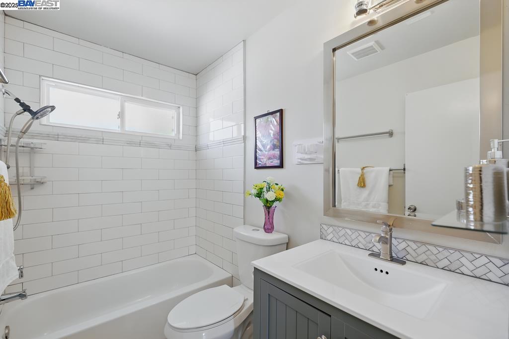 Photo #17: 41101078 Listing: Photo #17