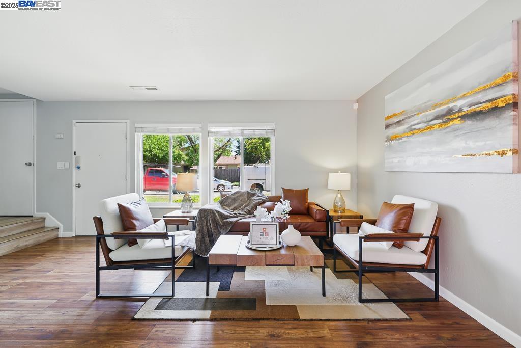 Photo #5: 41101078 Listing: Photo #5