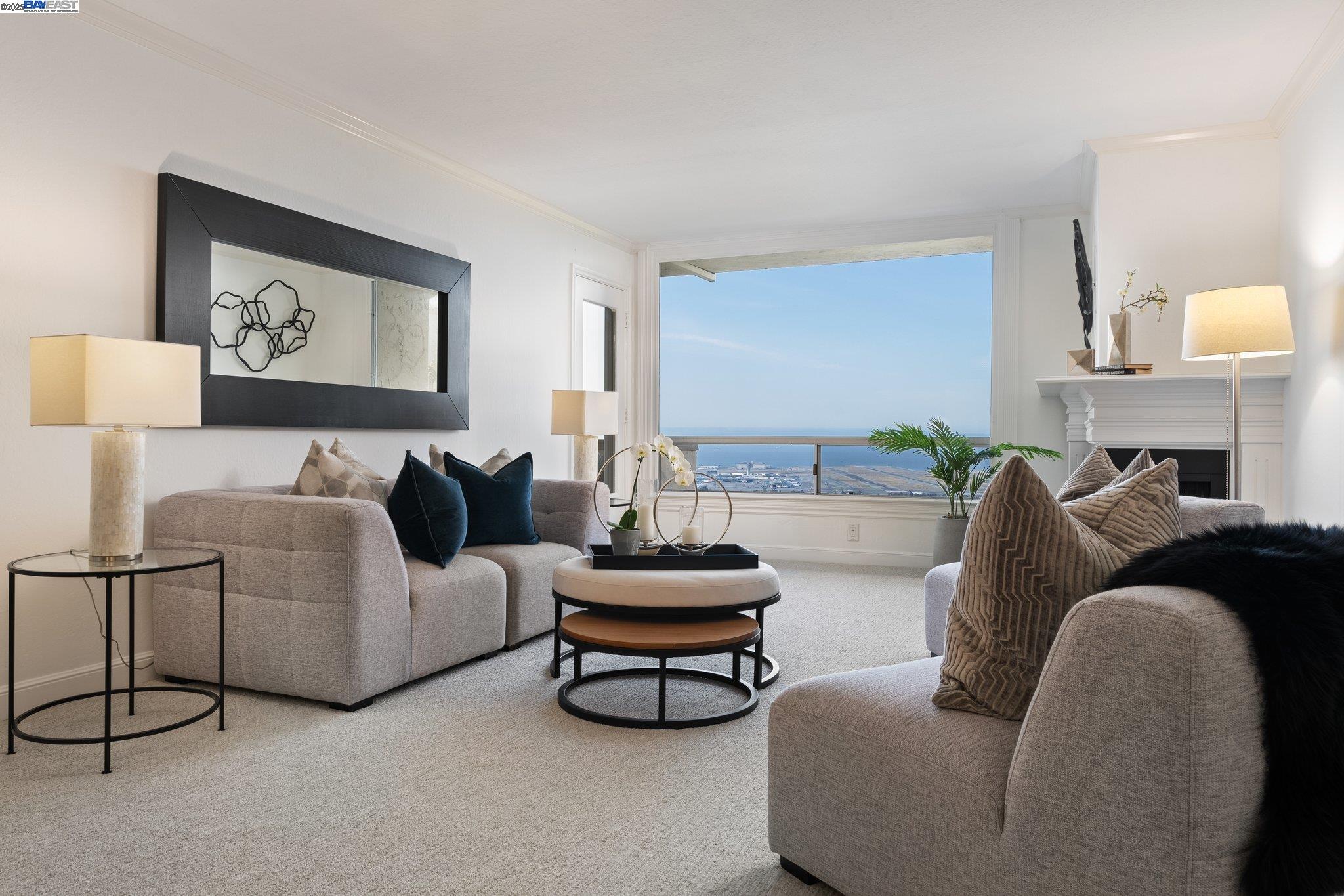 Detail Gallery Image 2 of 33 For 320 Vallejo Dr #47,  Millbrae,  CA 94030 - 3 Beds | 2 Baths