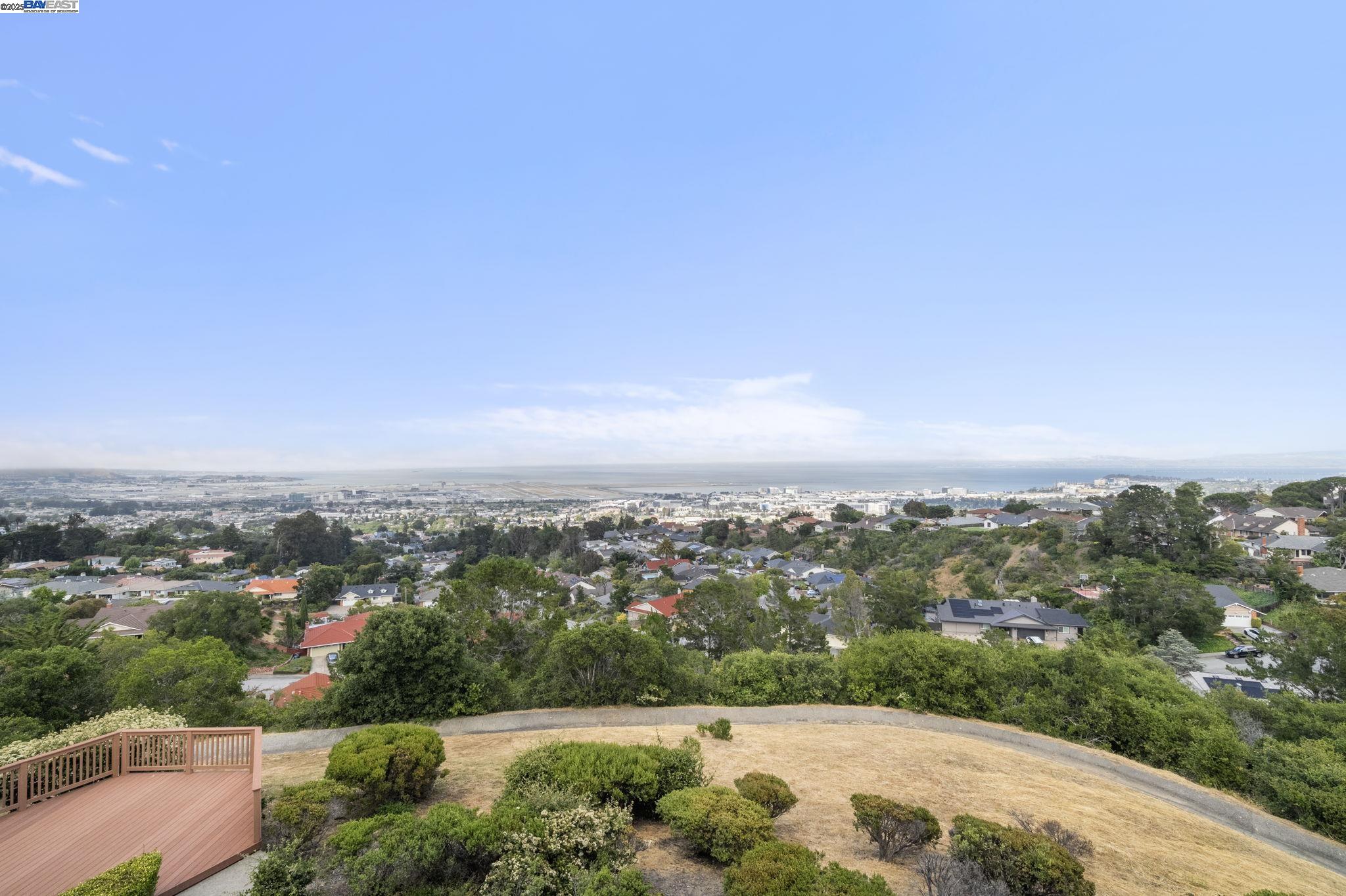 Detail Gallery Image 15 of 33 For 320 Vallejo Dr #47,  Millbrae,  CA 94030 - 3 Beds | 2 Baths