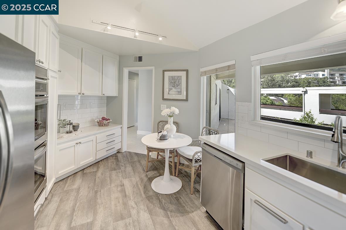 Photo #5: 41101082 Listing 