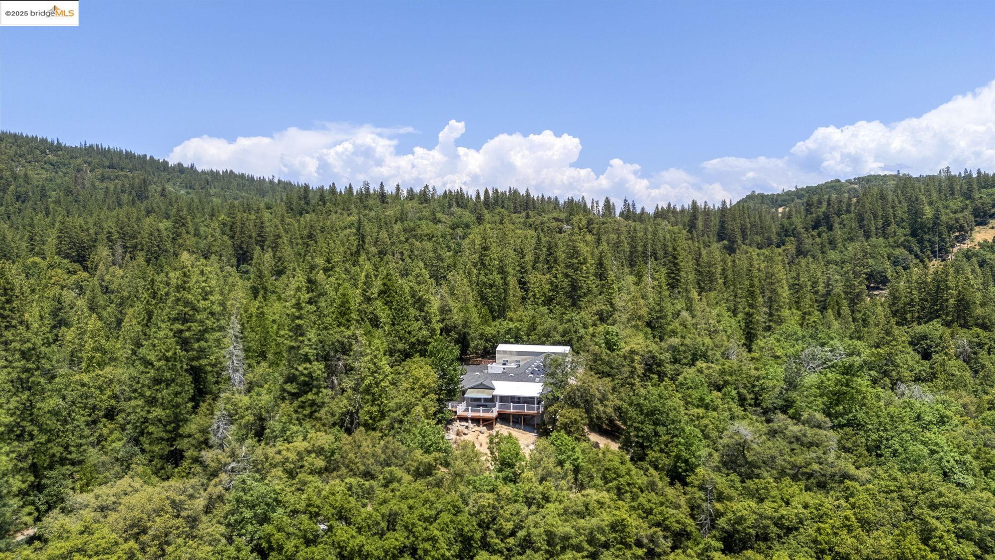 Detail Gallery Image 2 of 50 For 23361 Pinewood, Twain Harte,  CA 95383 - 5 Beds | 2/1 Baths