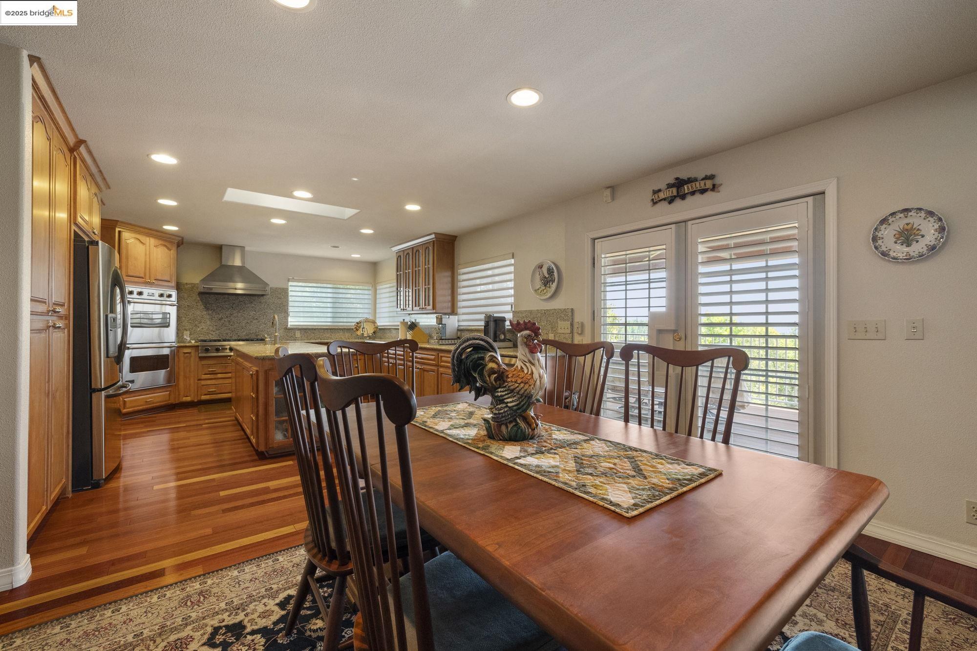 Detail Gallery Image 11 of 50 For 23361 Pinewood, Twain Harte,  CA 95383 - 5 Beds | 2/1 Baths