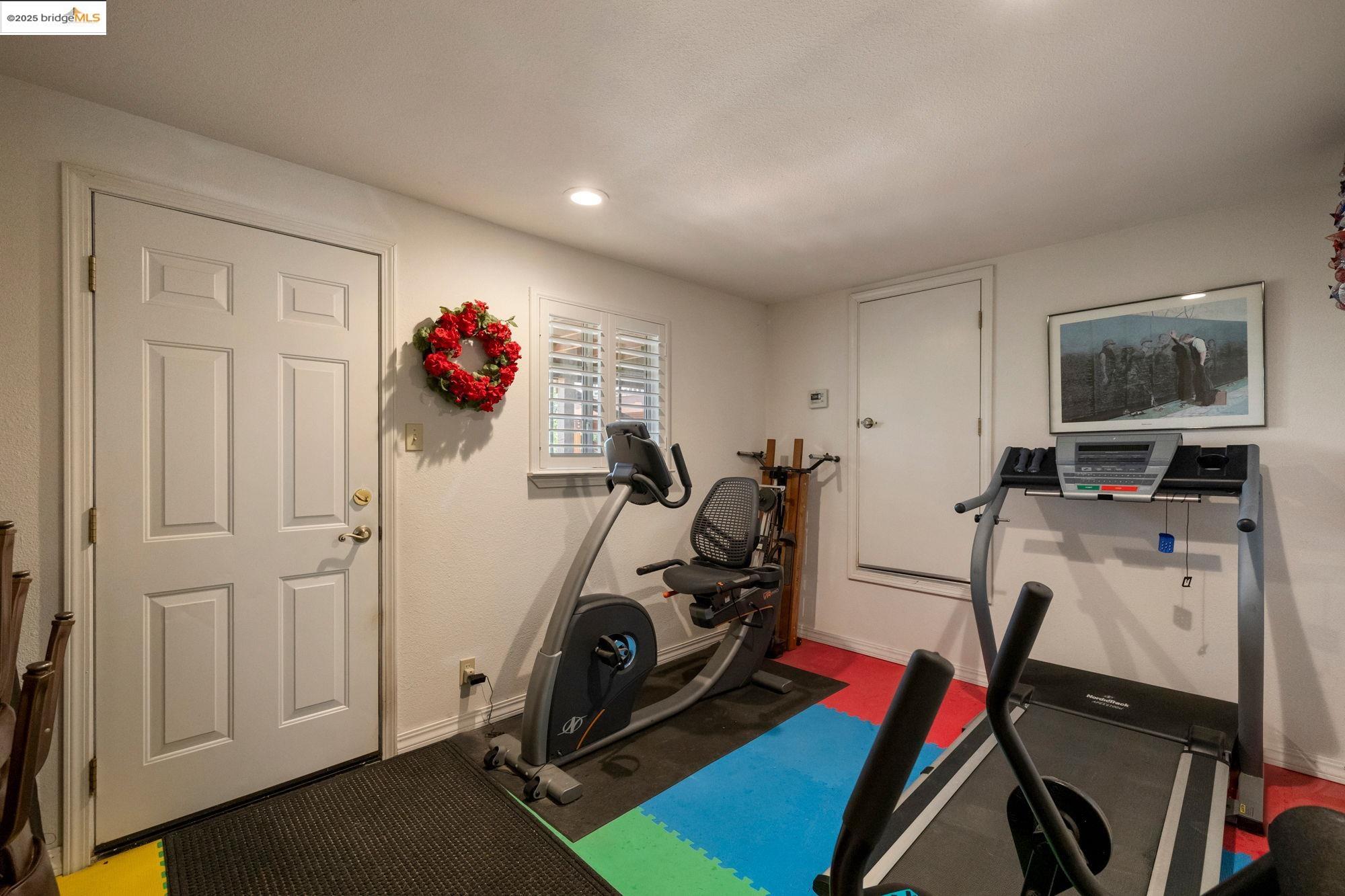 Detail Gallery Image 28 of 50 For 23361 Pinewood, Twain Harte,  CA 95383 - 5 Beds | 2/1 Baths