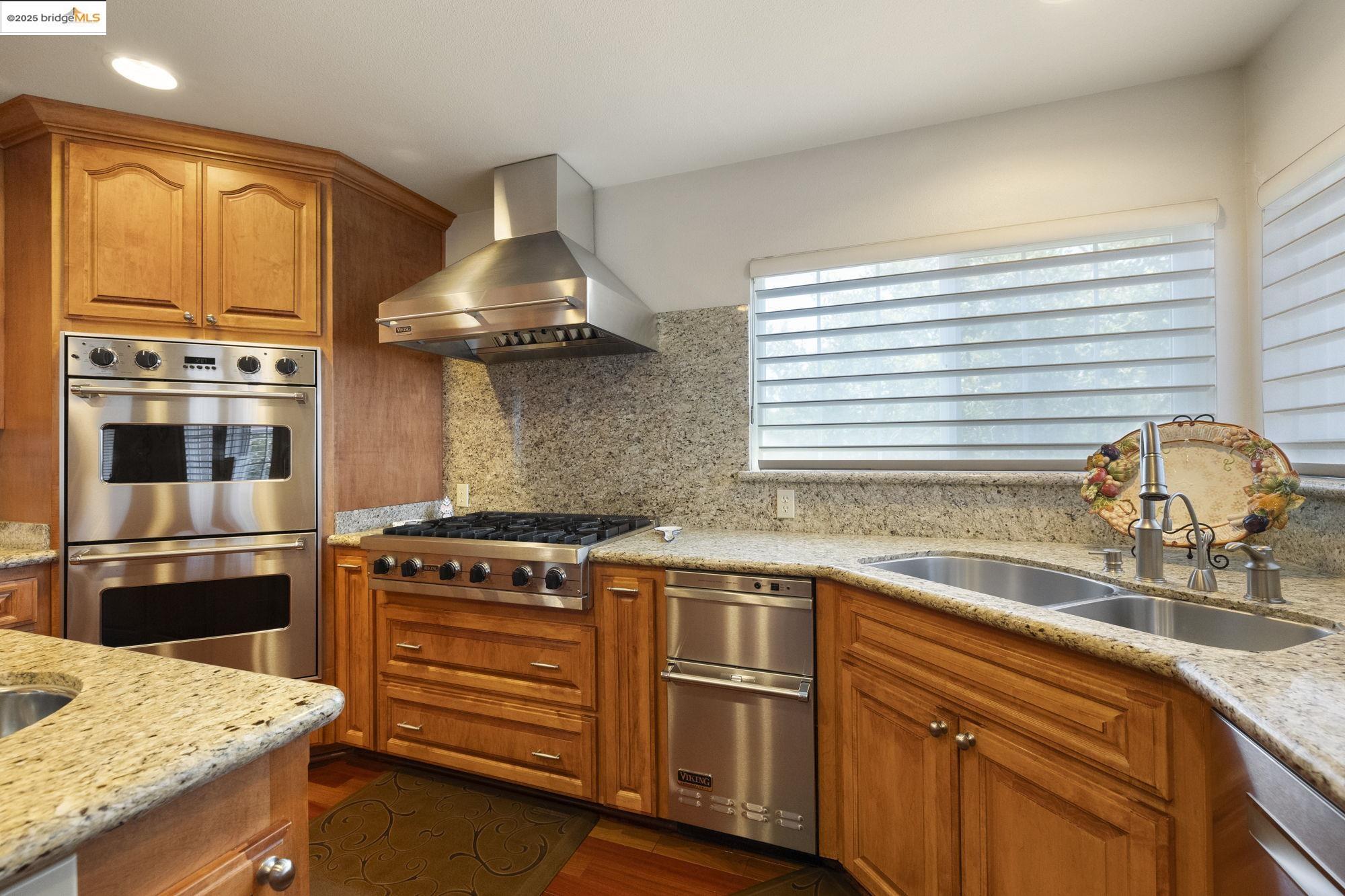 Detail Gallery Image 8 of 50 For 23361 Pinewood, Twain Harte,  CA 95383 - 5 Beds | 2/1 Baths