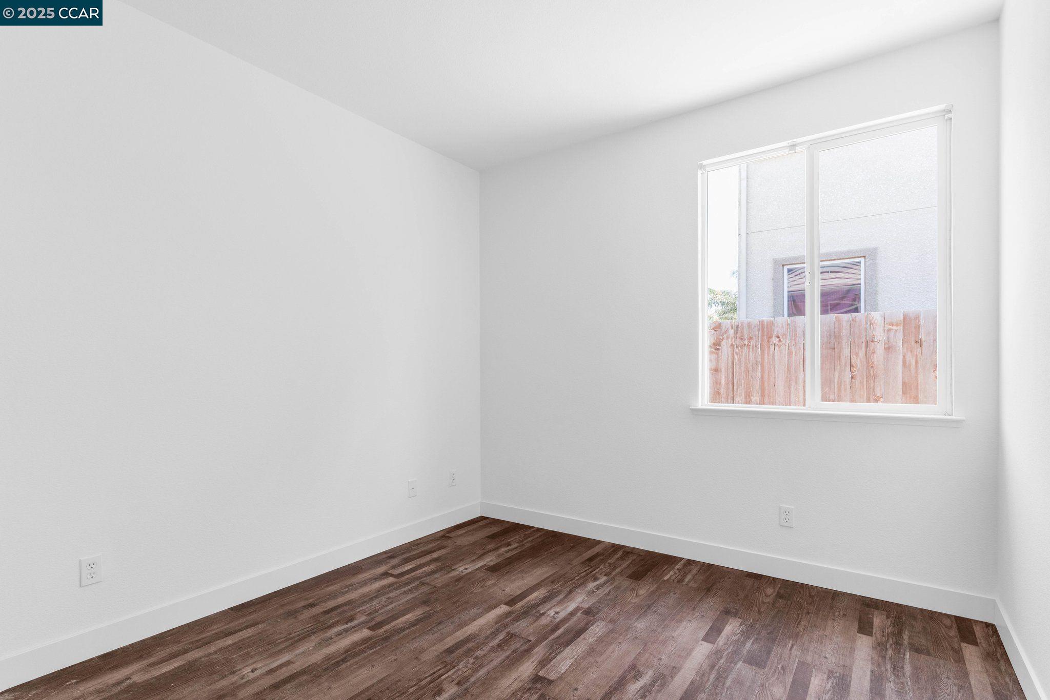 Detail Gallery Image 24 of 37 For 24 Puffin Cir, Oakley,  CA 94561 - 3 Beds | 2/1 Baths